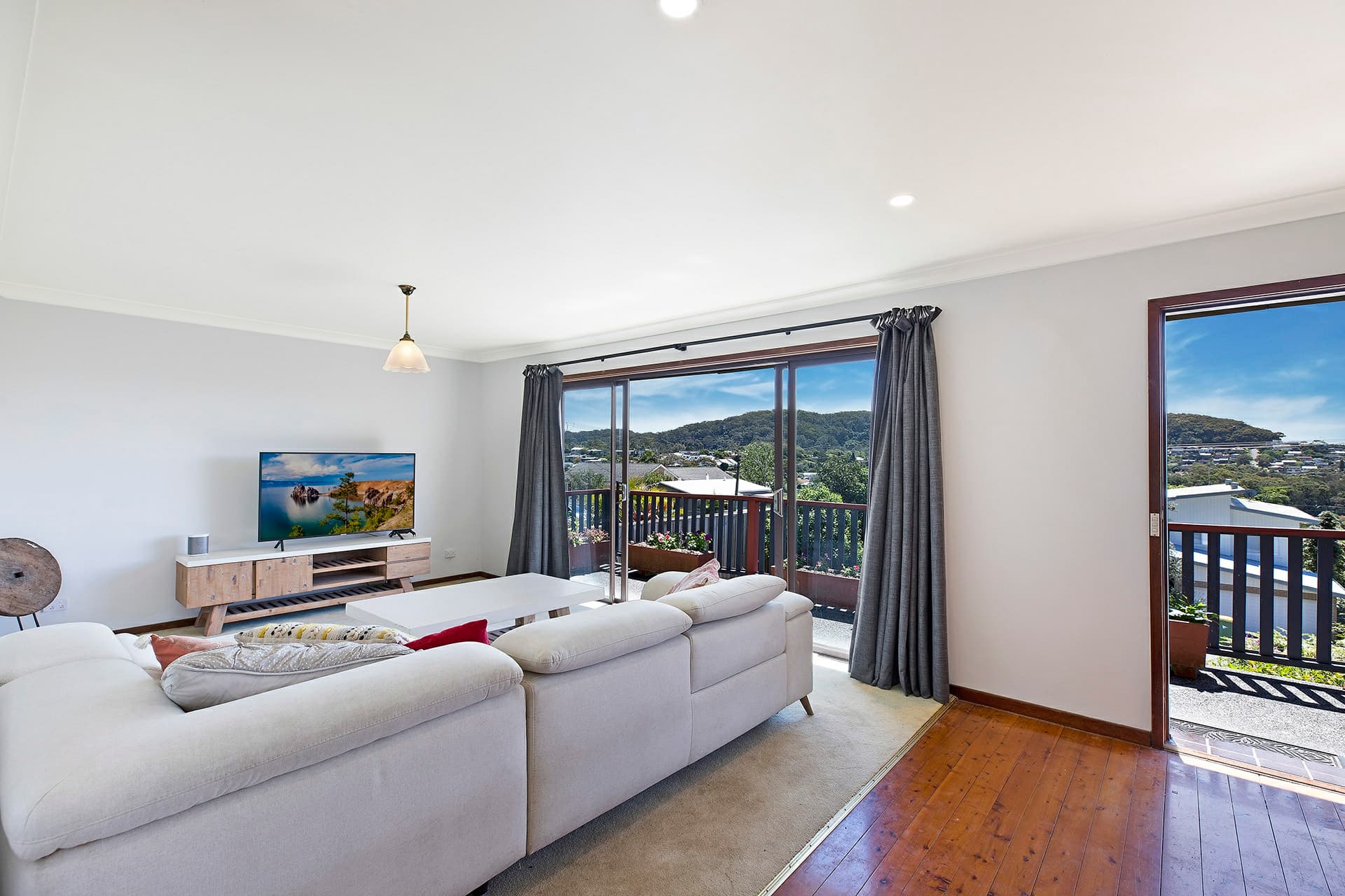 24 Hilltop Road, Wamberal, Wamberal - Thumbnail 2