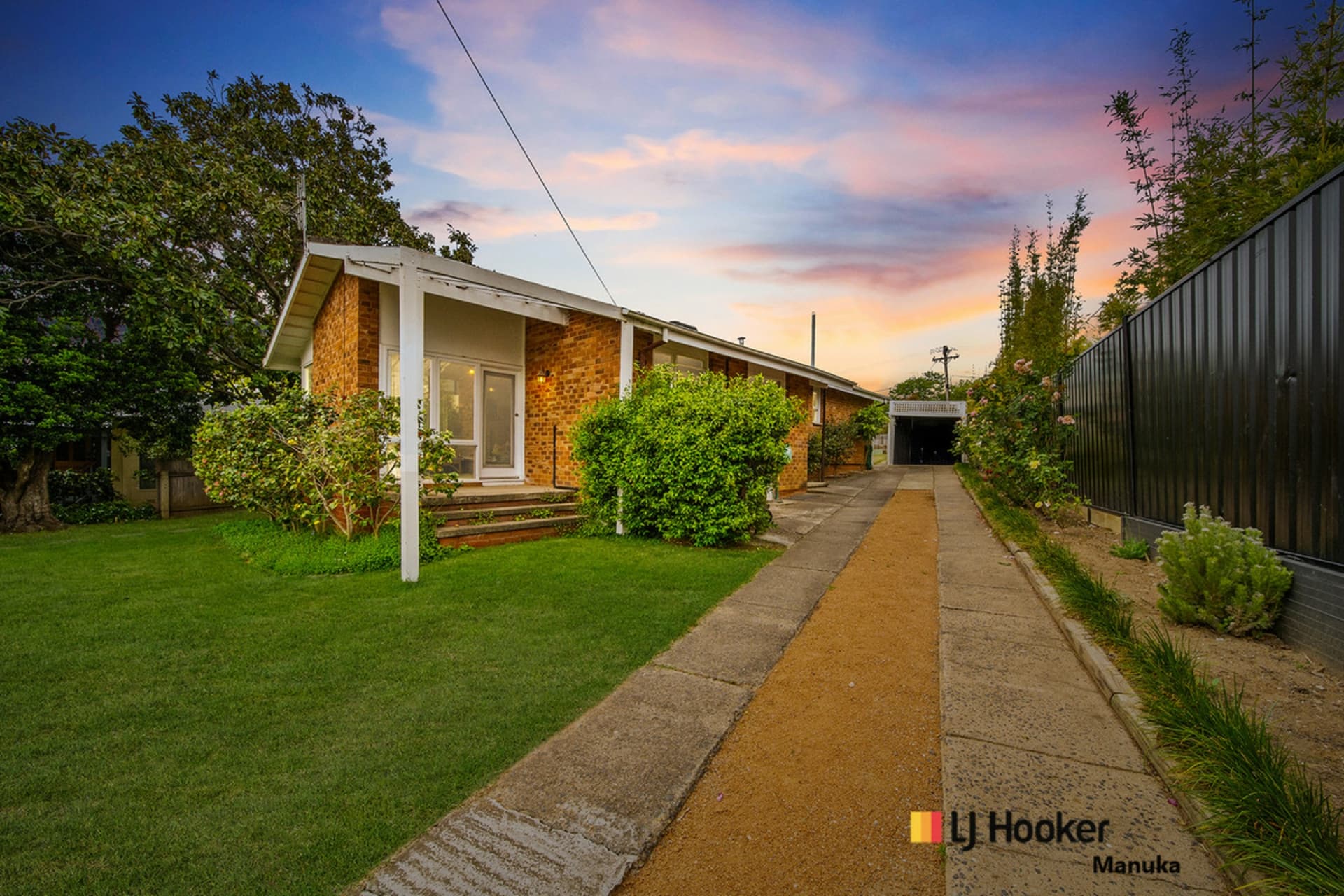 27 Carstensz Street, Griffith, Griffith - Image 1