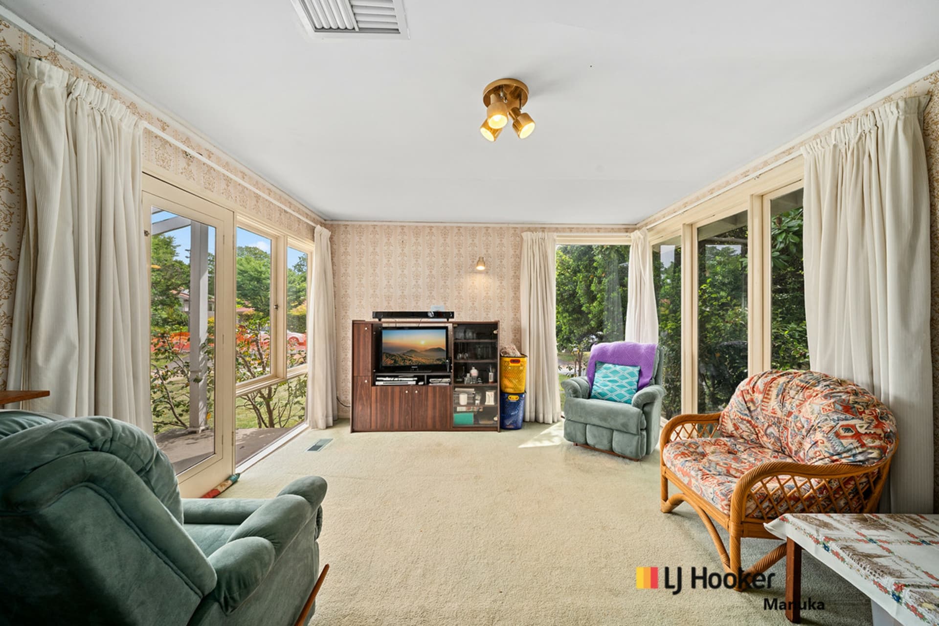 27 Carstensz Street, Griffith, Griffith - Thumbnail 8