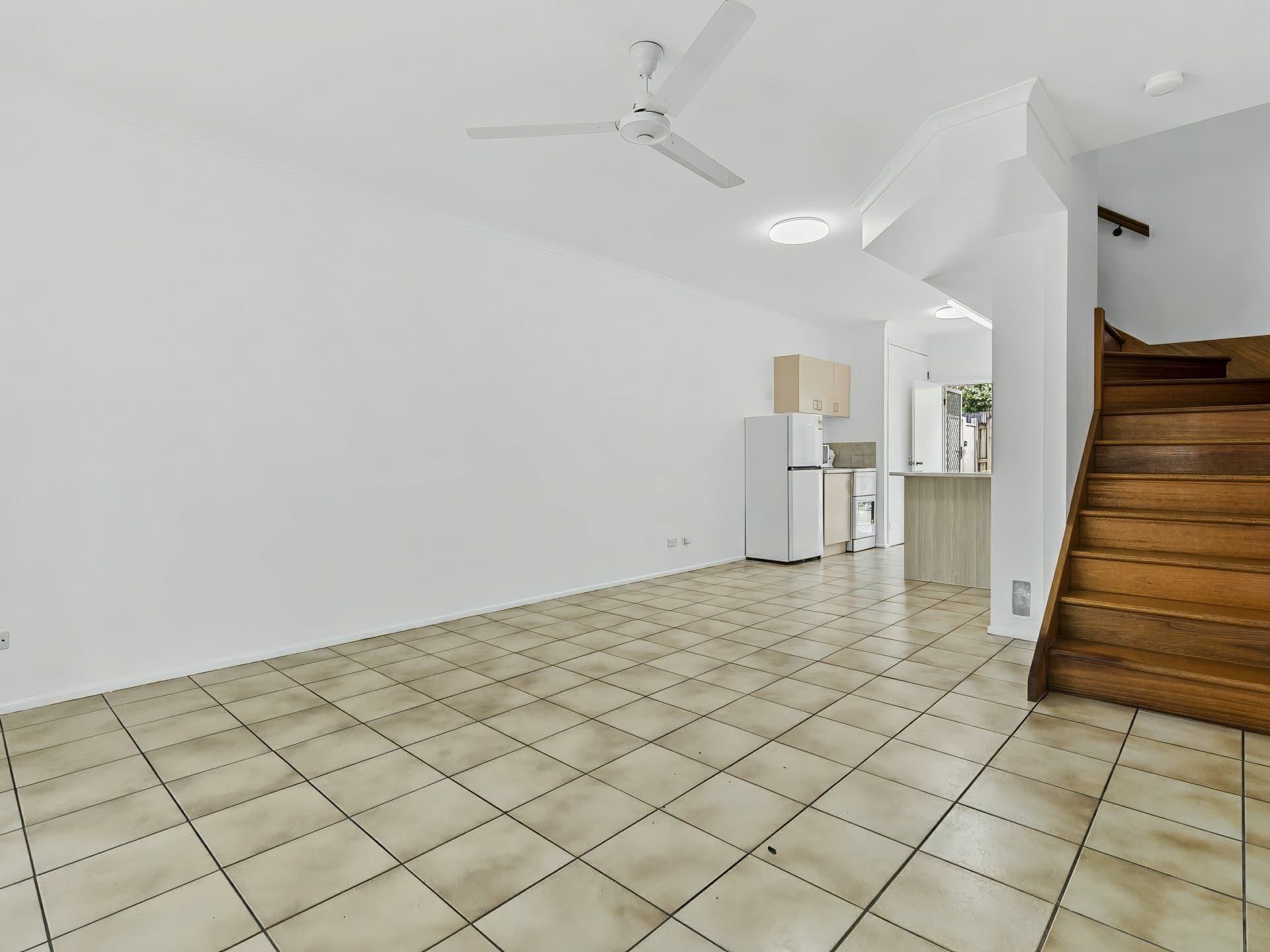 7/33-35 Fairweather Street, Yorkeys Knob, Yorkeys Knob - Thumbnail 4