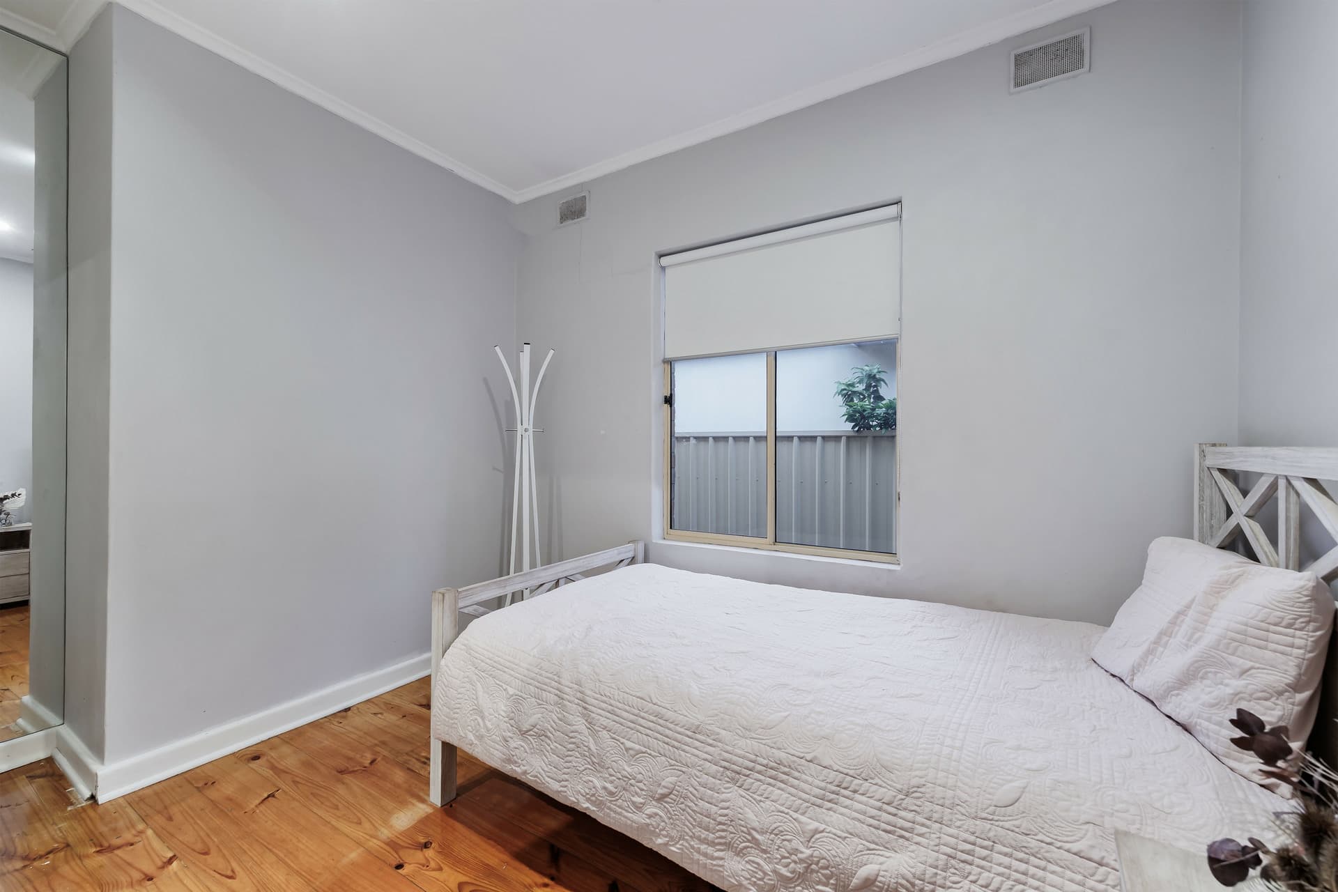 113 Ayers Avenue, Melrose Park, Melrose Park - Thumbnail 8