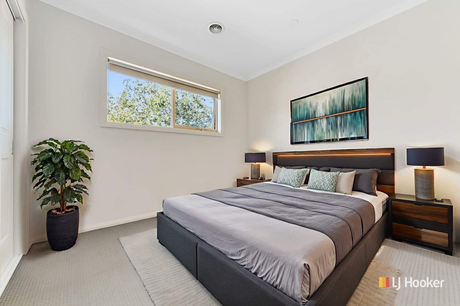 6 Clayton Road, Cranbourne, Cranbourne - Thumbnail 8