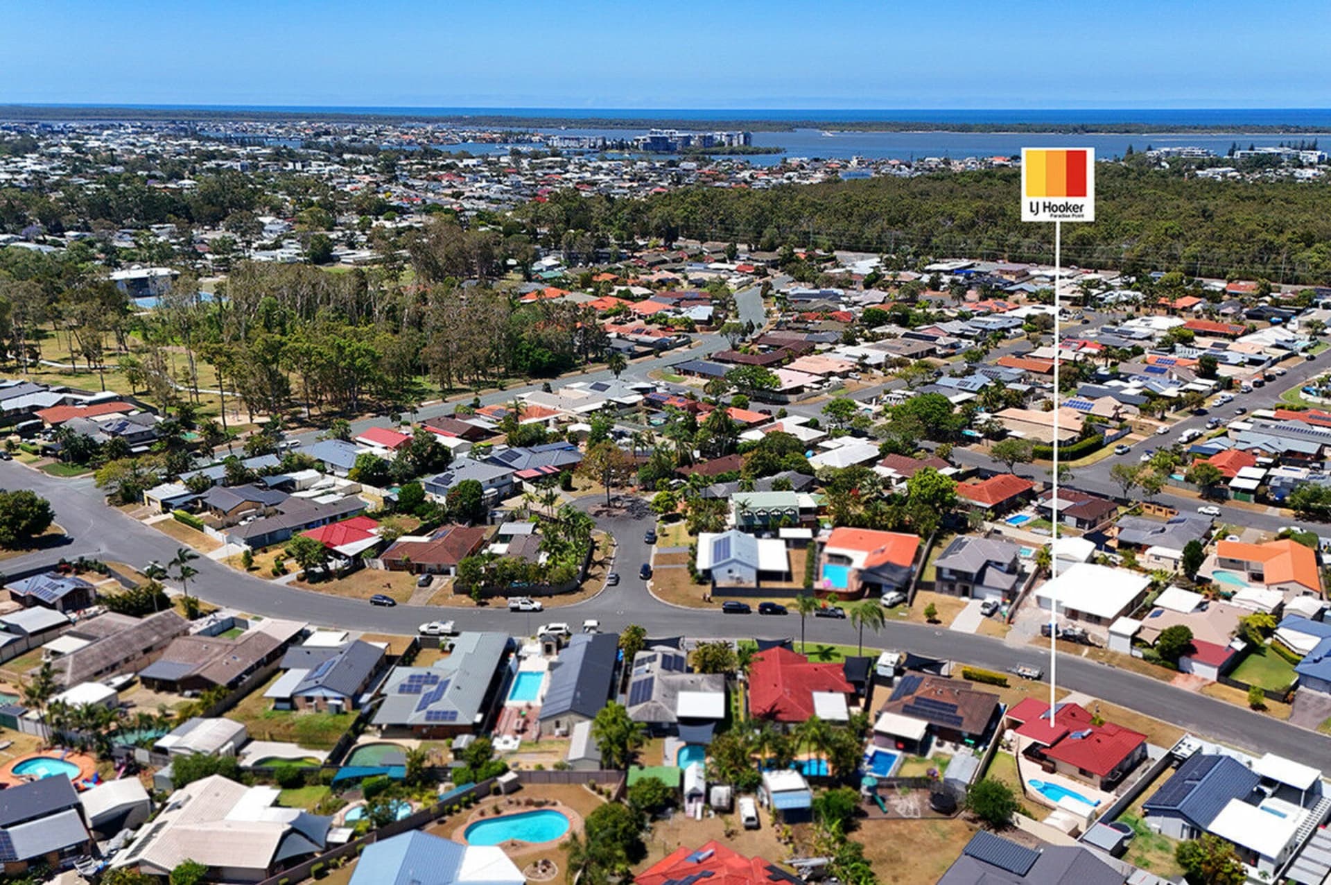 18 Burrendong Road, Coombabah, Coombabah - Thumbnail 6