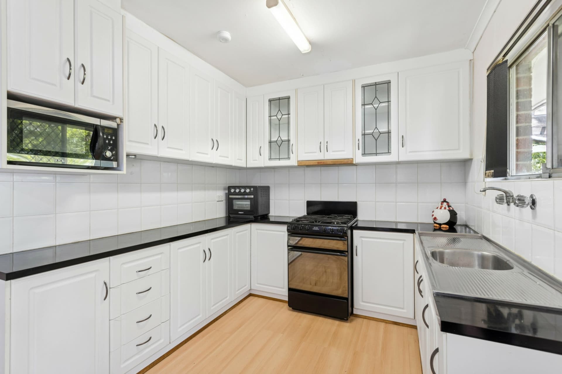 13 Folkstone Street, Modbury Heights, Modbury Heights - Thumbnail 6