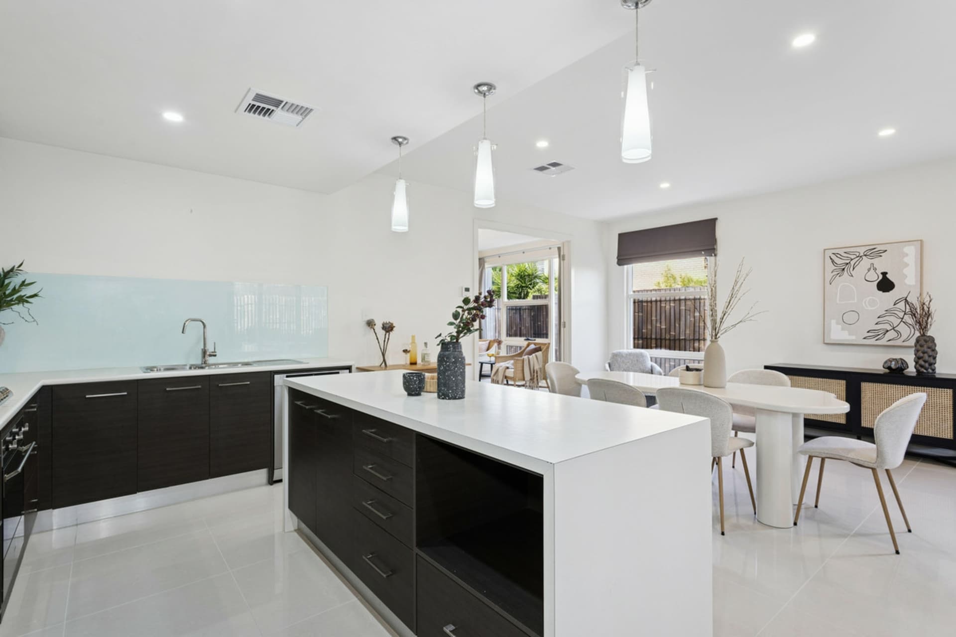 2 Parsons Court, Mawson Lakes, Mawson Lakes - Thumbnail 7