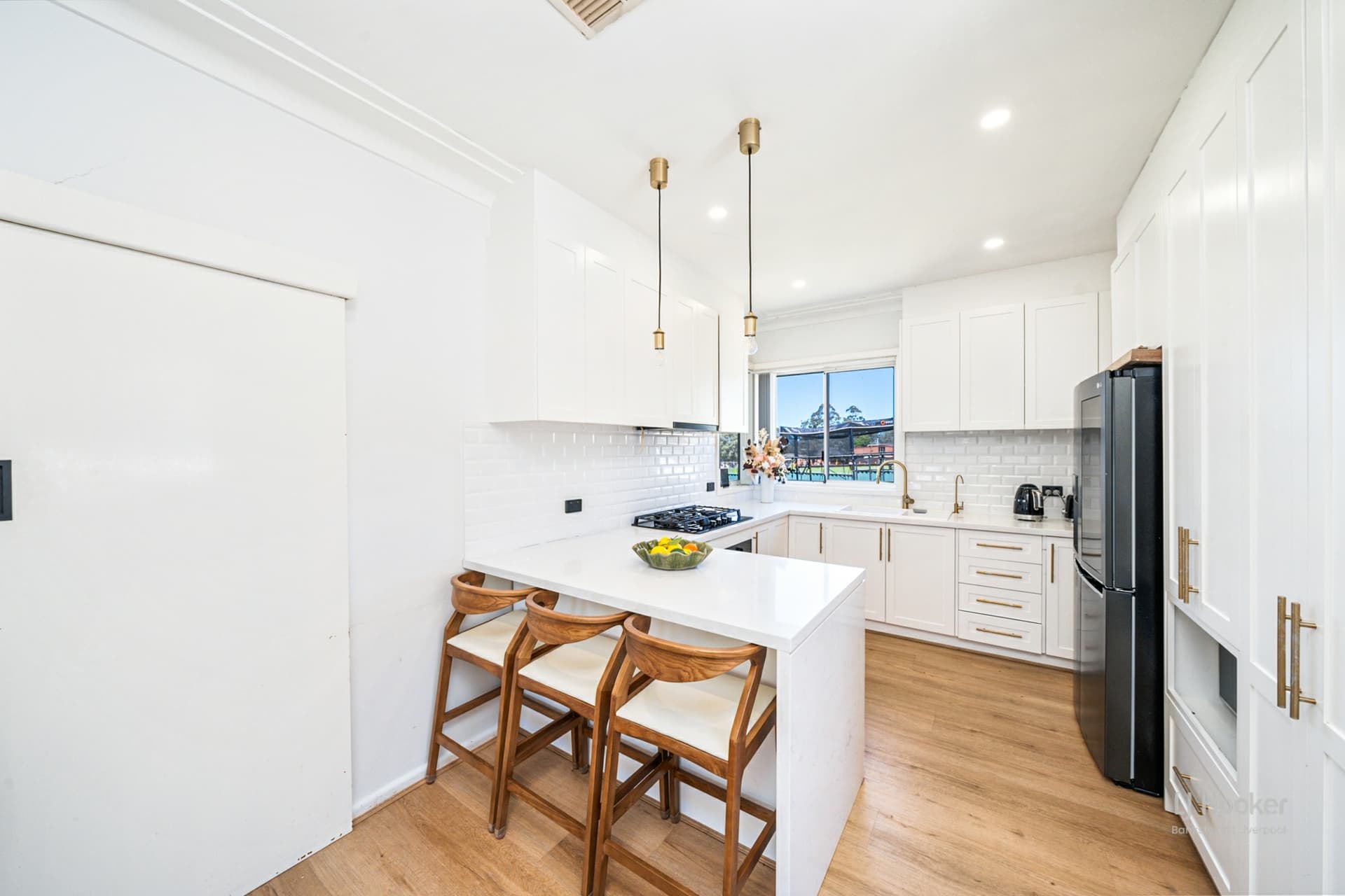 16 Woodland Road, Chester Hill, Chester Hill - Thumbnail 5