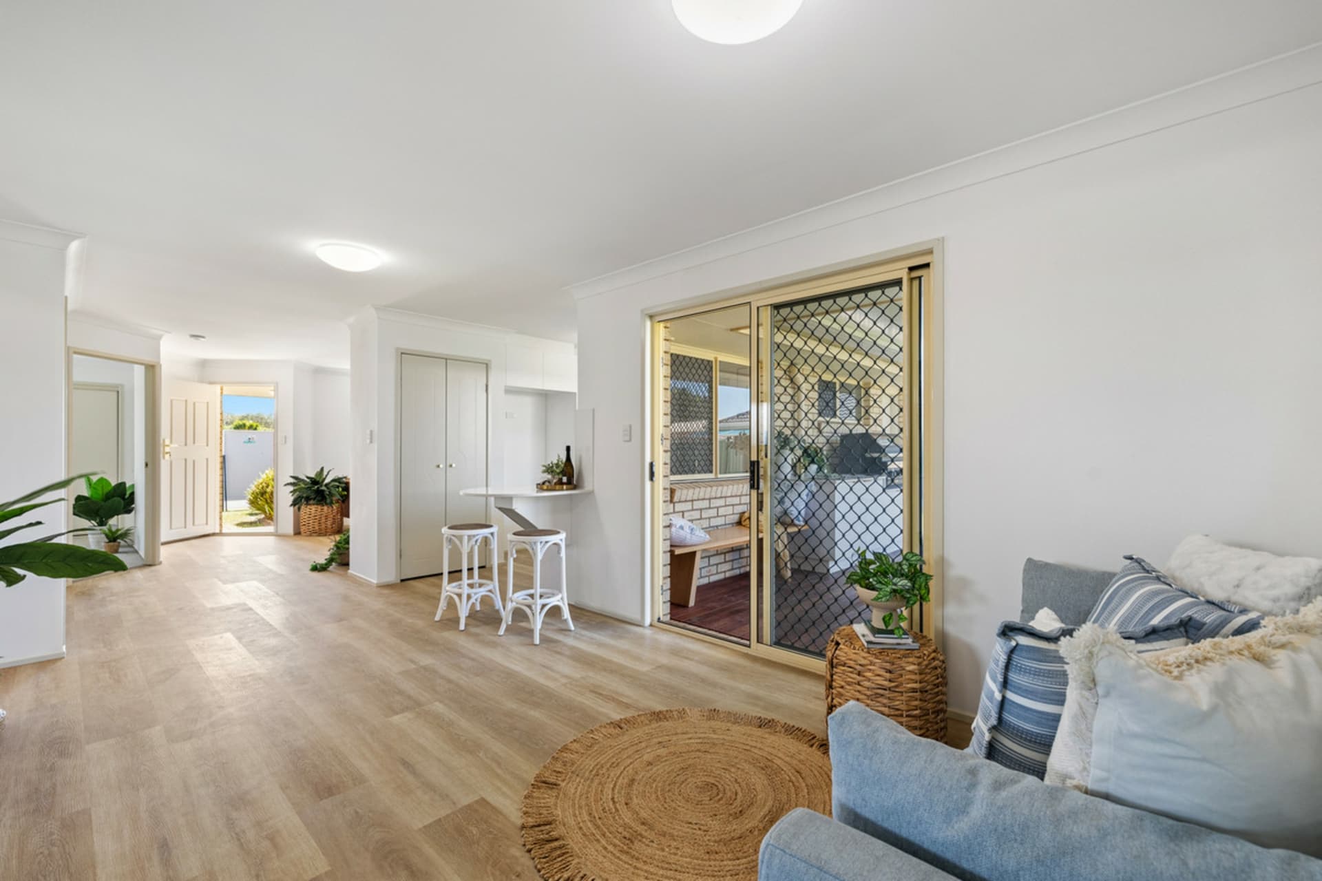 42 Jeanne Drive, Victoria Point, Victoria Point - Thumbnail 2
