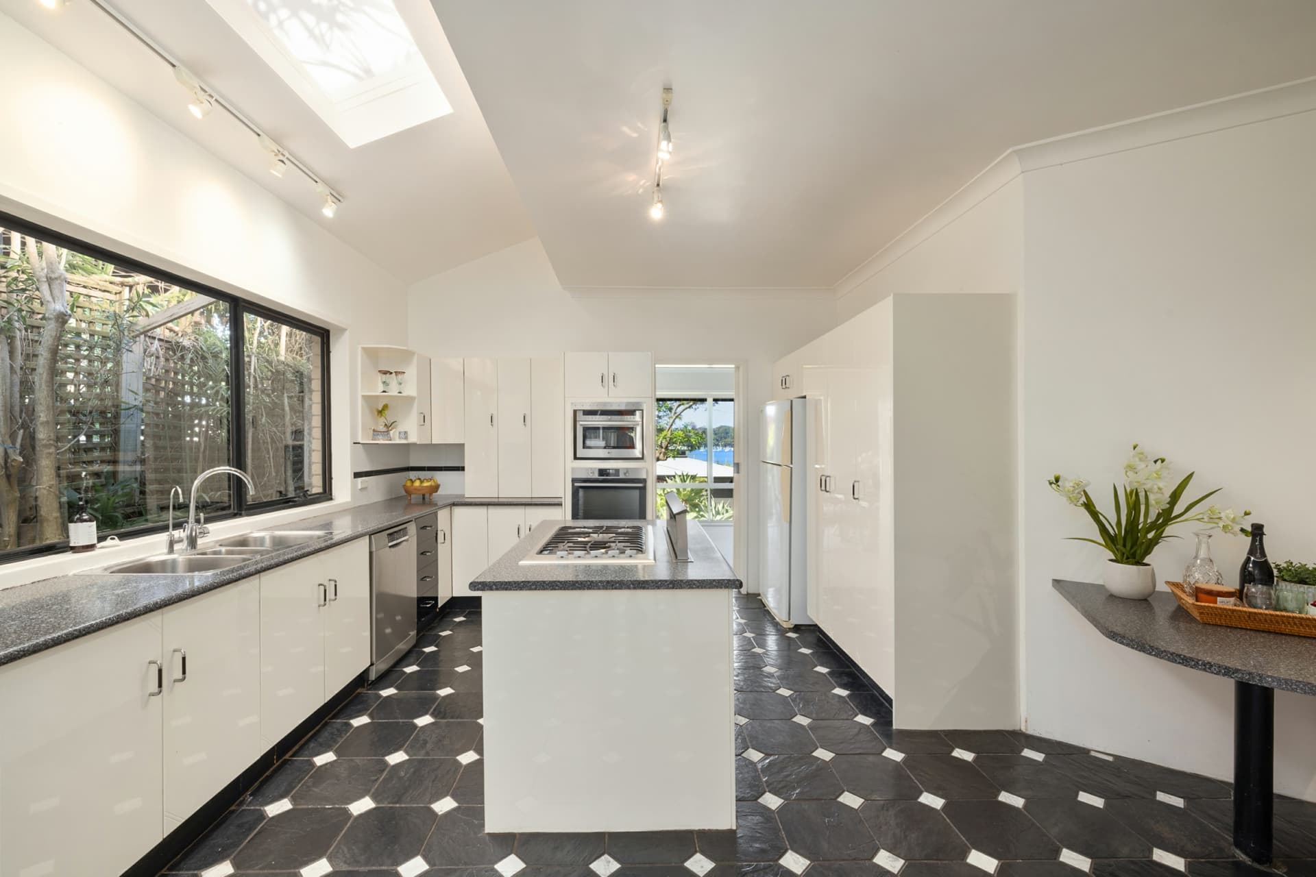 19 Bakers Road, Church Point, Church Point - Thumbnail 6