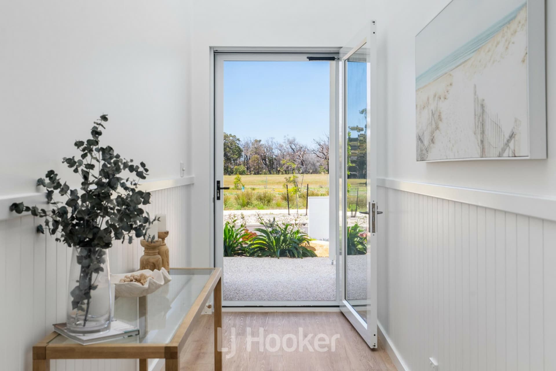22 Robertson Drive, Dunsborough, Dunsborough - Thumbnail 2