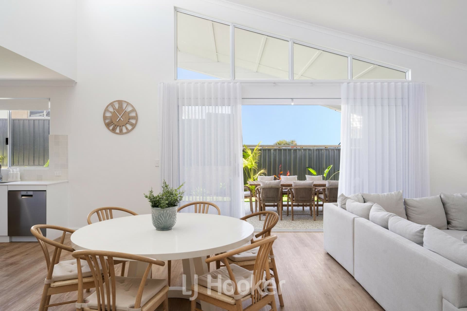 22 Robertson Drive, Dunsborough, Dunsborough - Thumbnail 4