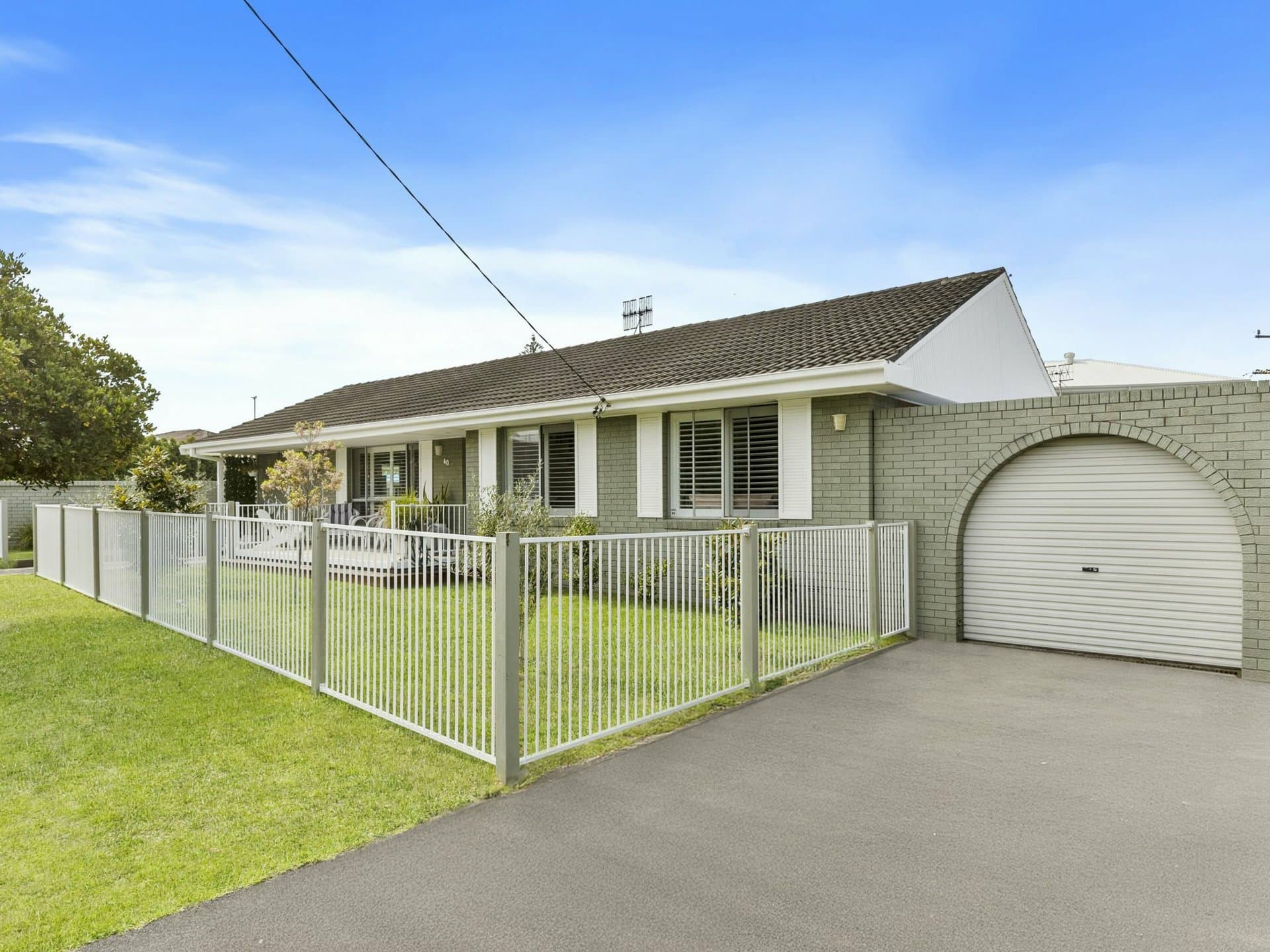 40 Boondilla Road, The Entrance, The Entrance - Thumbnail 2