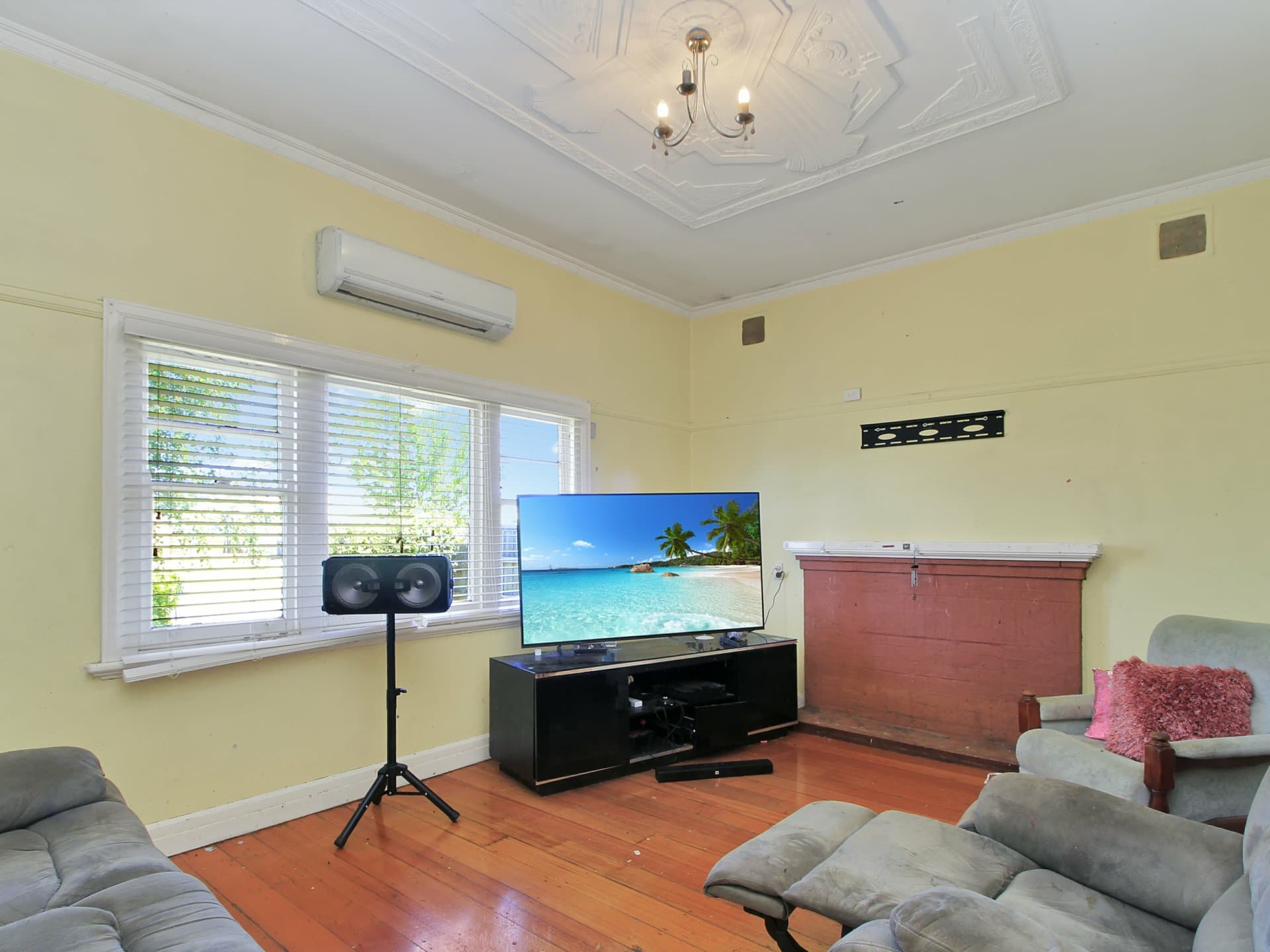 86 Pearson Street, Bairnsdale, Bairnsdale - Thumbnail 2