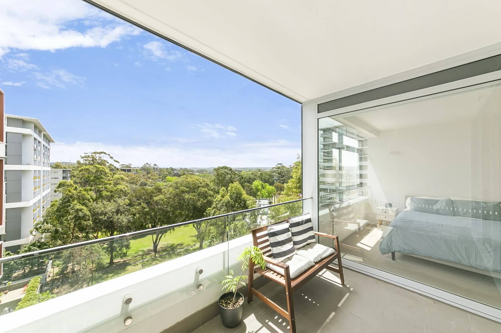 808/2 Saunders Close,Macquarie Park, Macquarie Park - Image 1