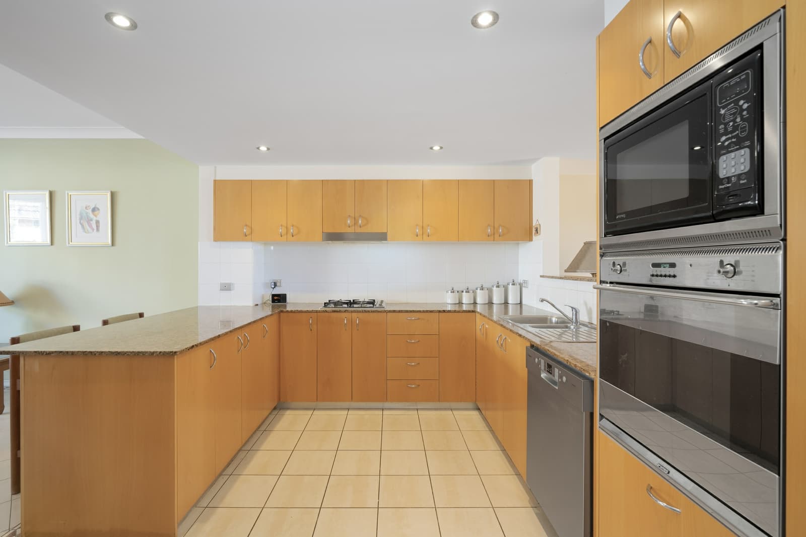 9/2 Fryar Place,Huntleys Cove, Huntleys Cove - Thumbnail 4