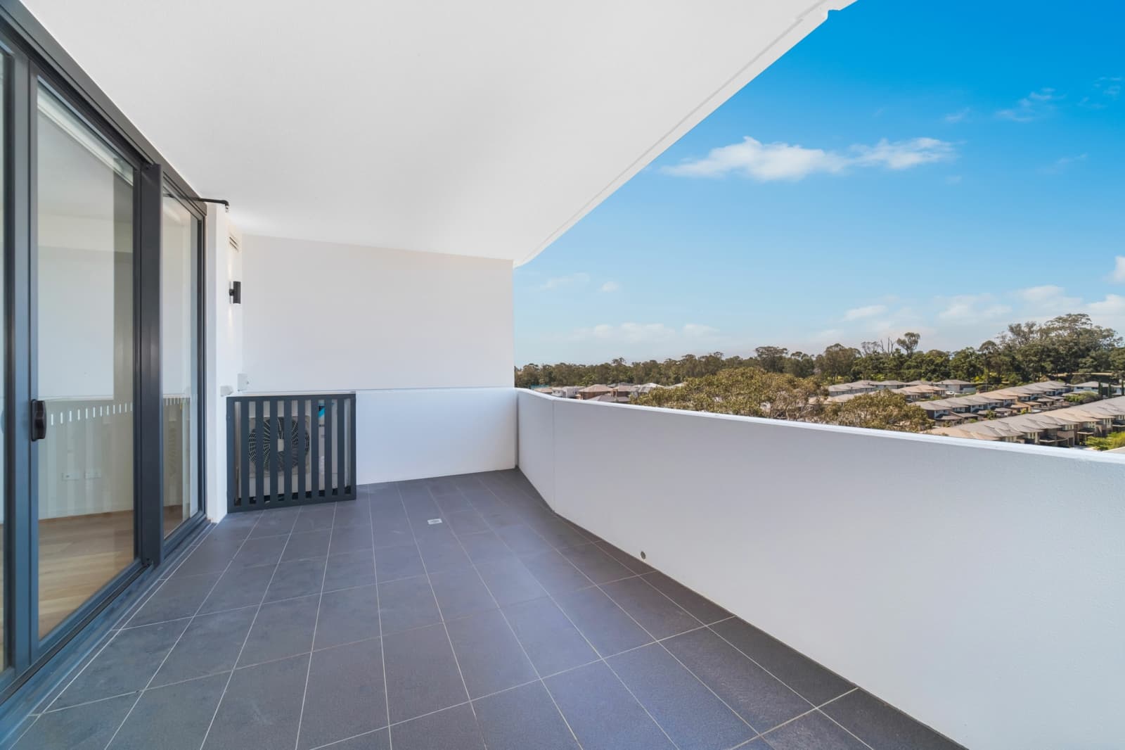 710/100 Fairway Drive,Norwest, Norwest - Thumbnail 3