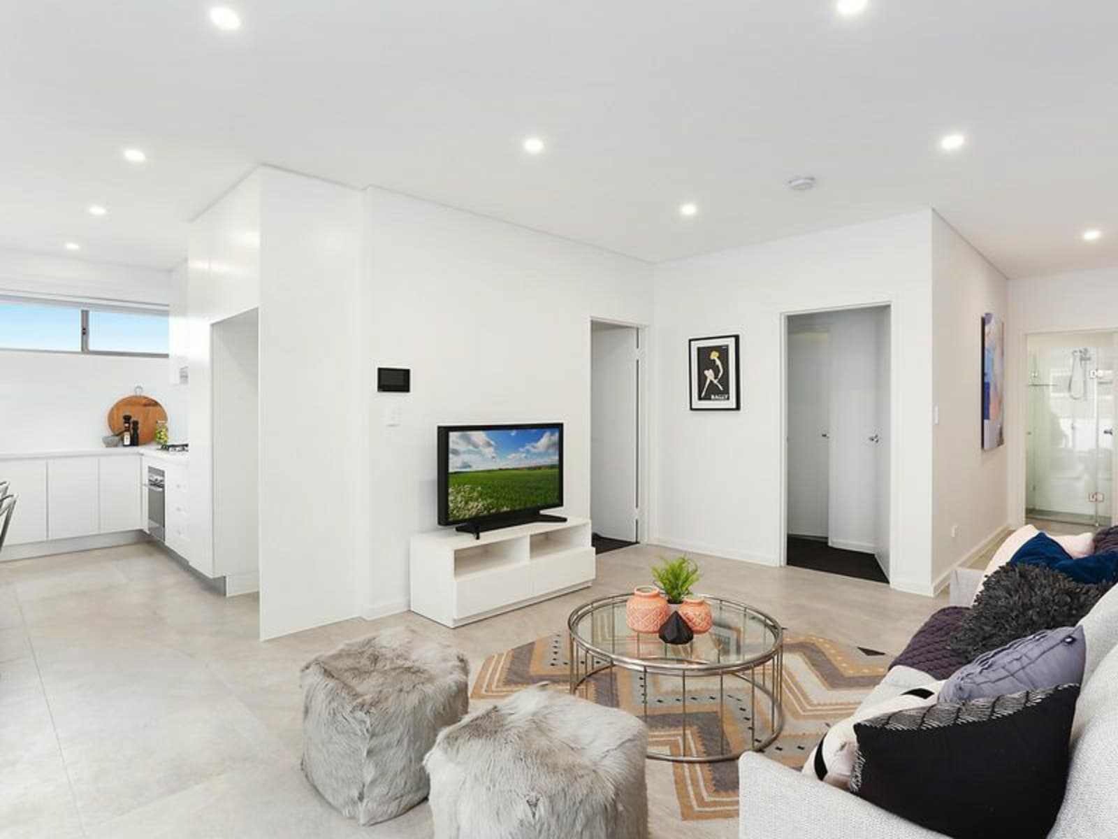 13/17 Robilliard Street,Mays Hill, Mays Hill - Thumbnail 2