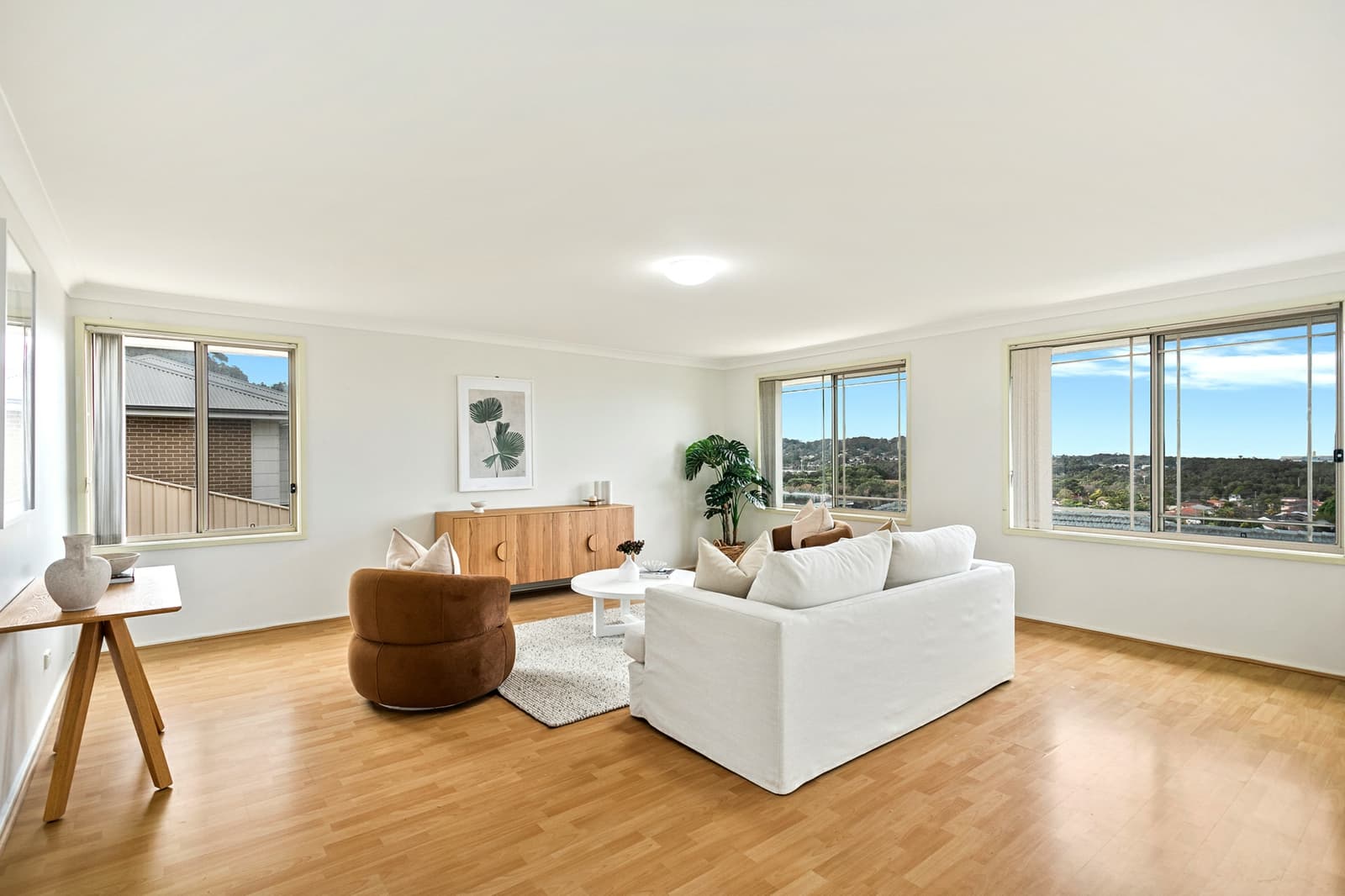 32 Sorensen Drive,Figtree, Figtree - Thumbnail 2