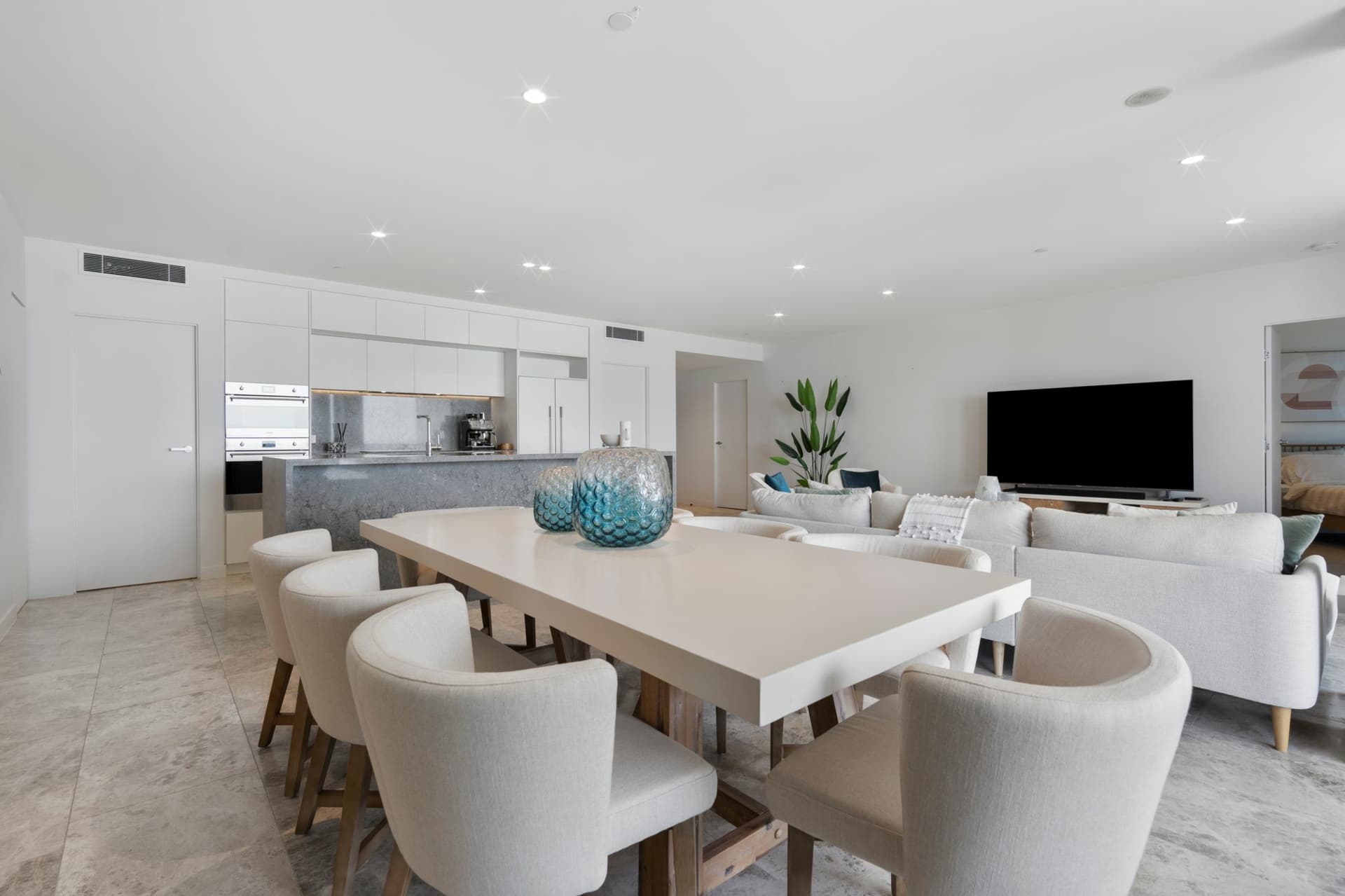 1502/10-12 First Avenue, Broadbeach, Broadbeach - Thumbnail 4