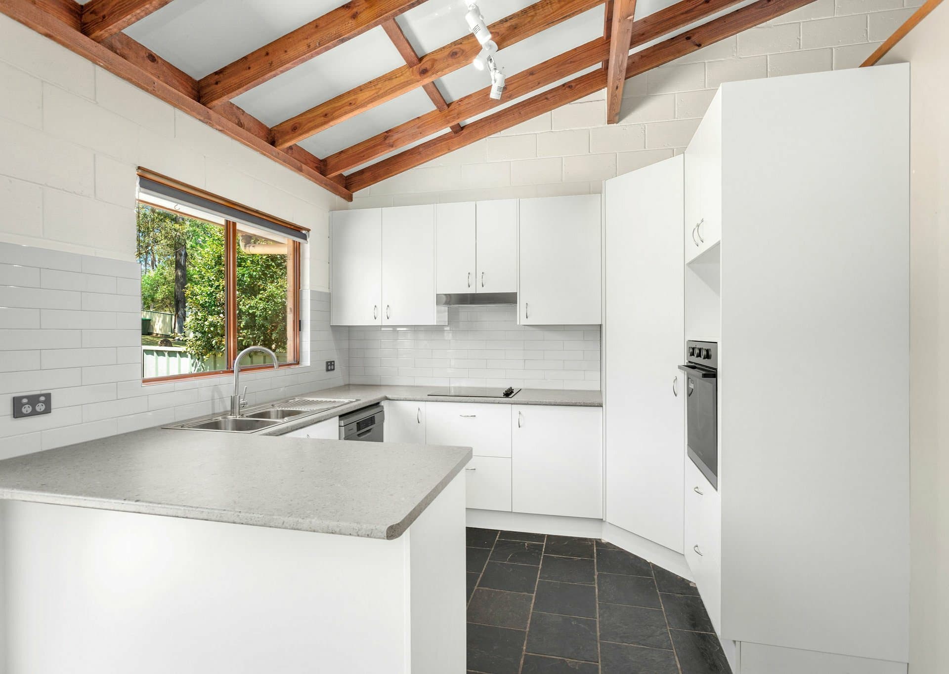 2 Coorong Place, Taree, Taree - Thumbnail 5