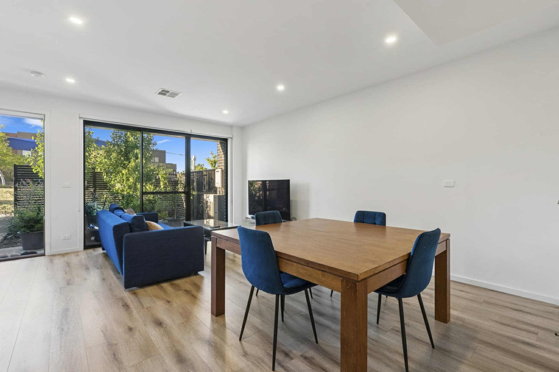 51/172 John Gorton Drive, Coombs, Coombs - Thumbnail 8