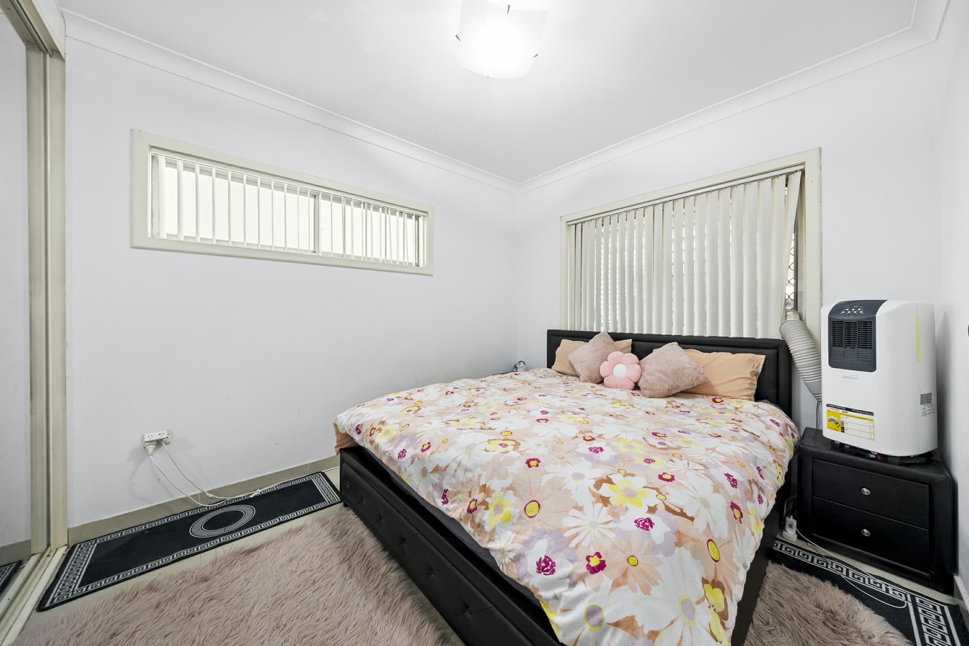 40 Endeavour Road, Georges Hall, Georges Hall - Thumbnail 7