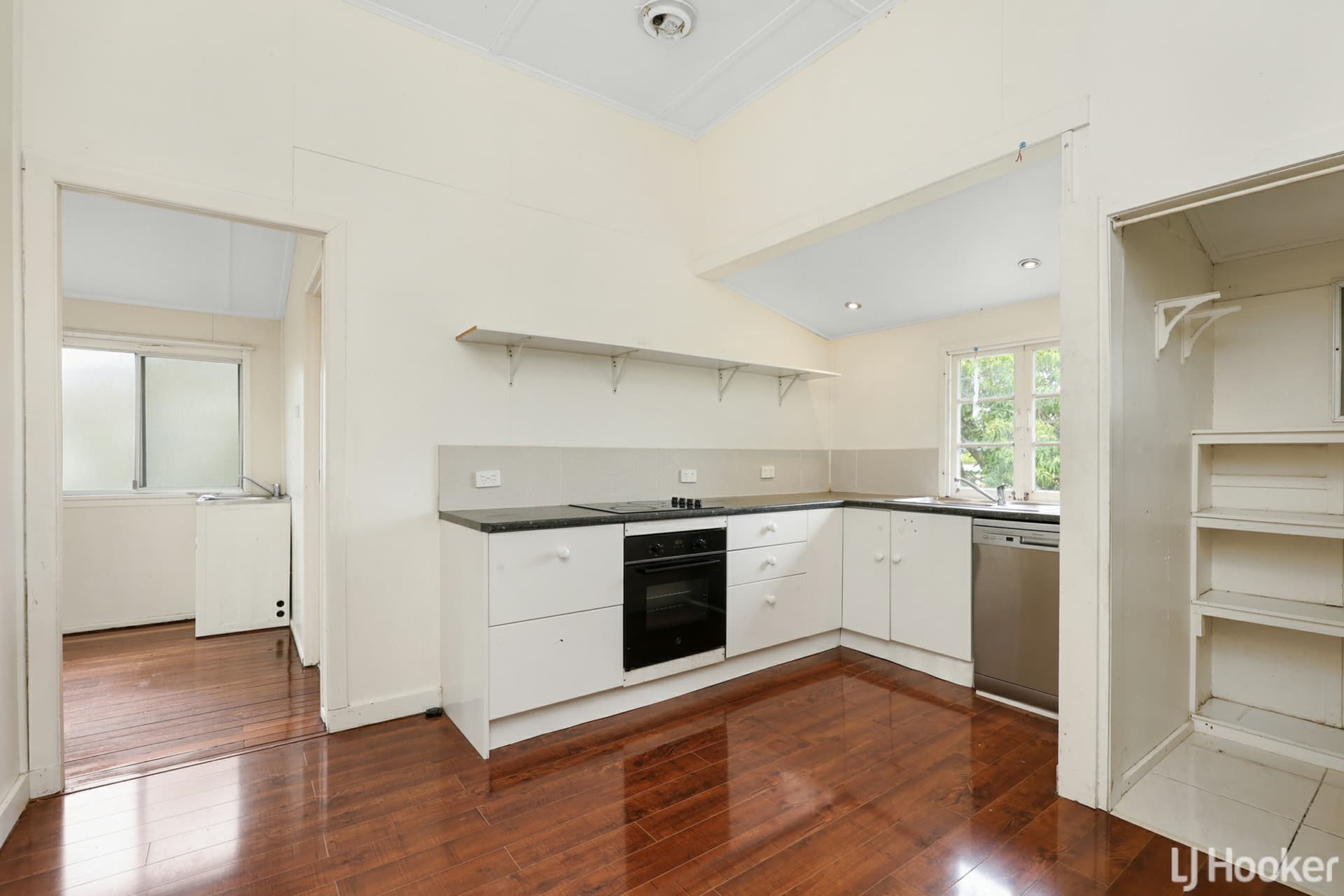 10 Bartlem Street, Allenstown, Allenstown - Thumbnail 8