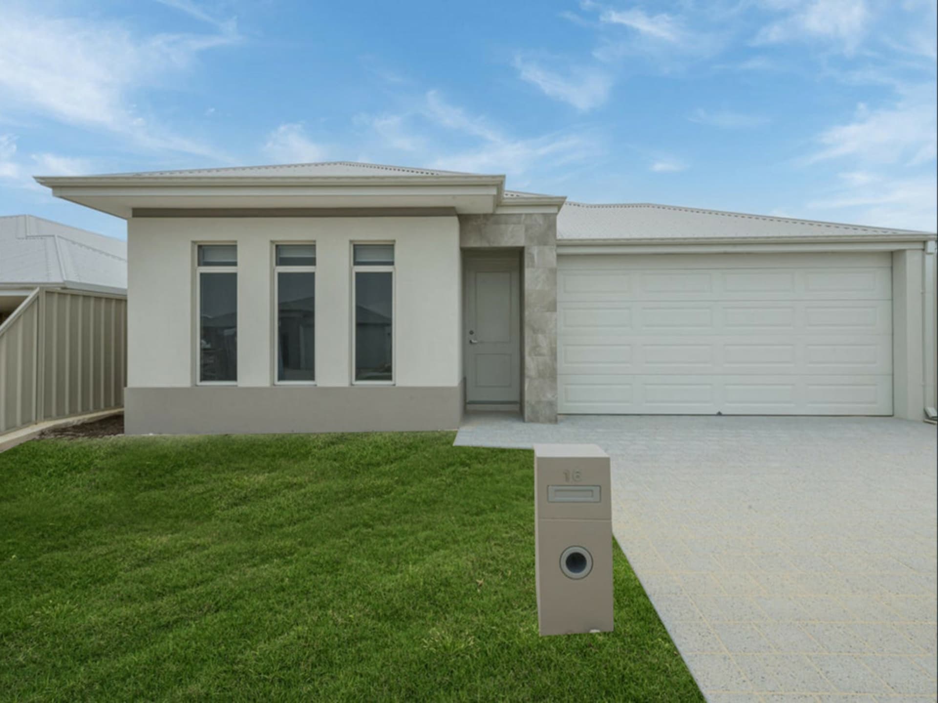16 Holiday Way, Yanchep, Yanchep - Image 1