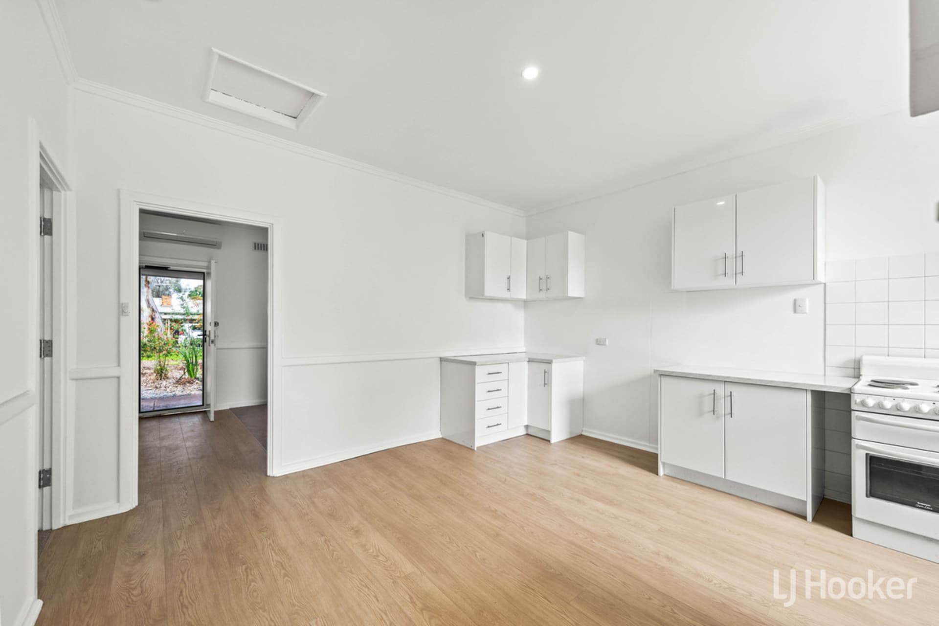 13 Burdell Street, Elizabeth Downs, Elizabeth Downs - Thumbnail 7