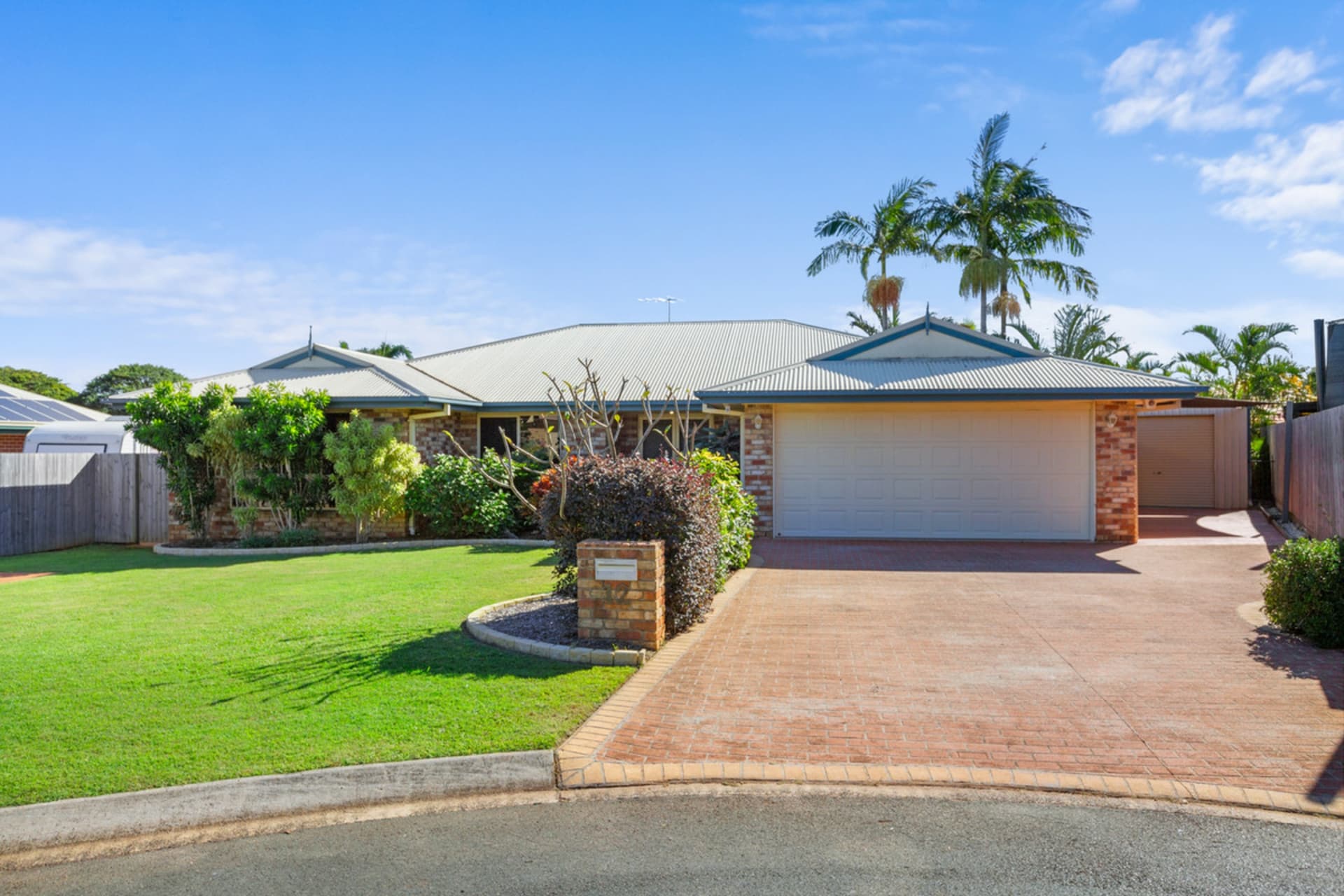 12 Lomond Place, Victoria Point, Victoria Point - Image 1