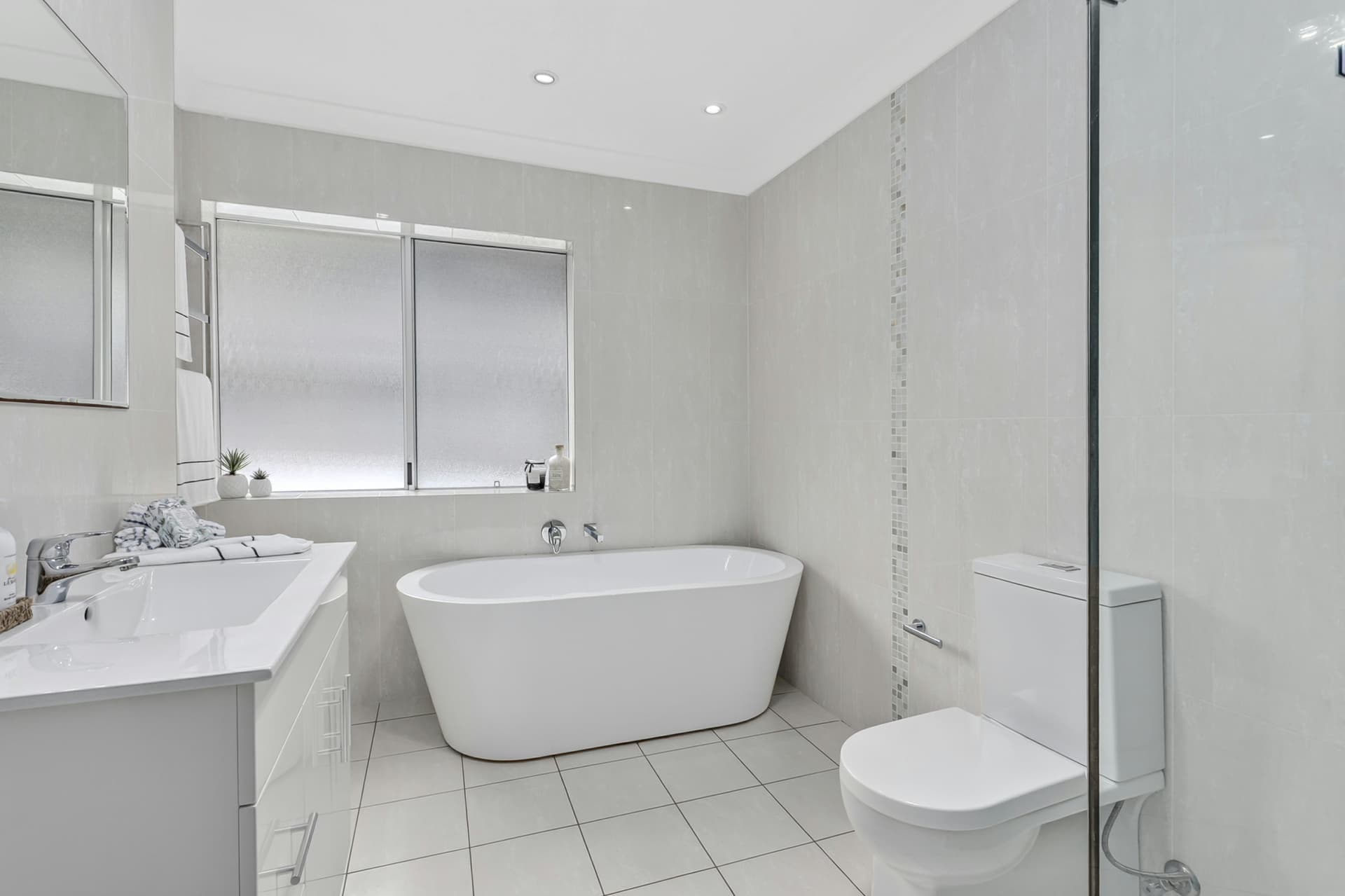 49 Carefree Road, North Narrabeen, North Narrabeen - Thumbnail 8