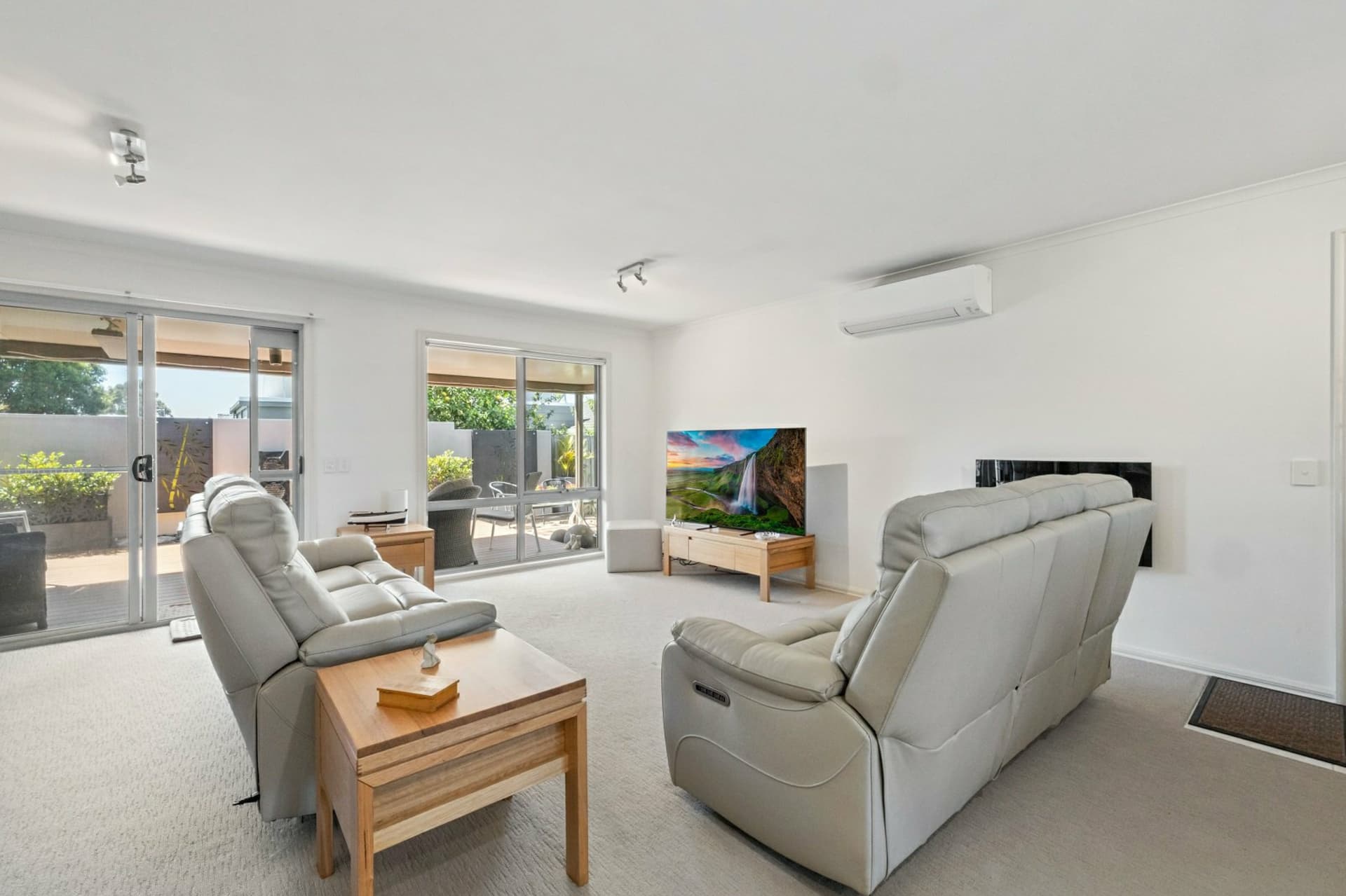 Unit 2/119 Langford Parade, Paynesville, Paynesville - Thumbnail 3