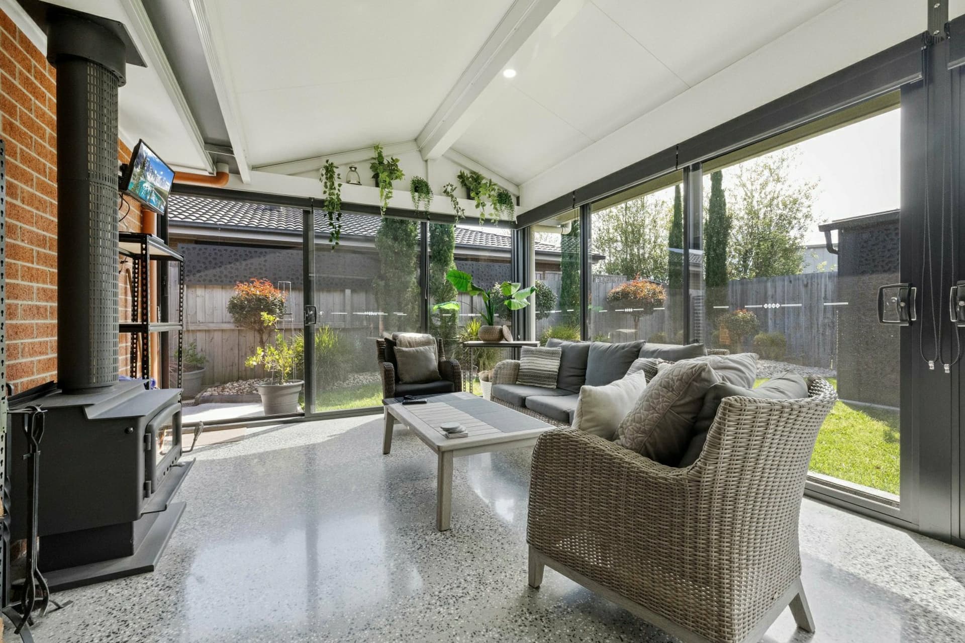 22 Palm Avenue, Paynesville, Eagle Point - Thumbnail 6