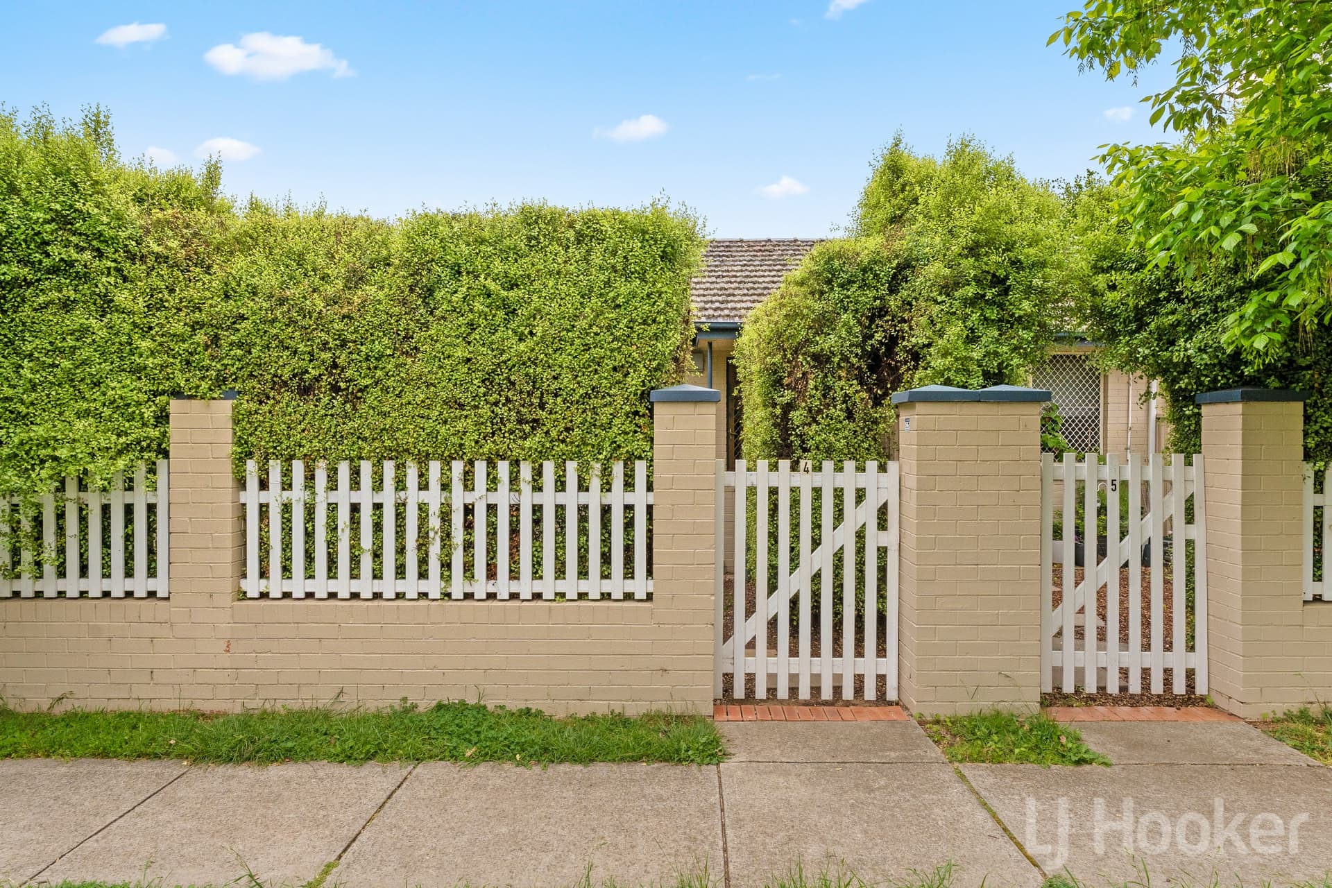 4/7-11 Broughton Place, Queanbeyan, Queanbeyan - Thumbnail 2