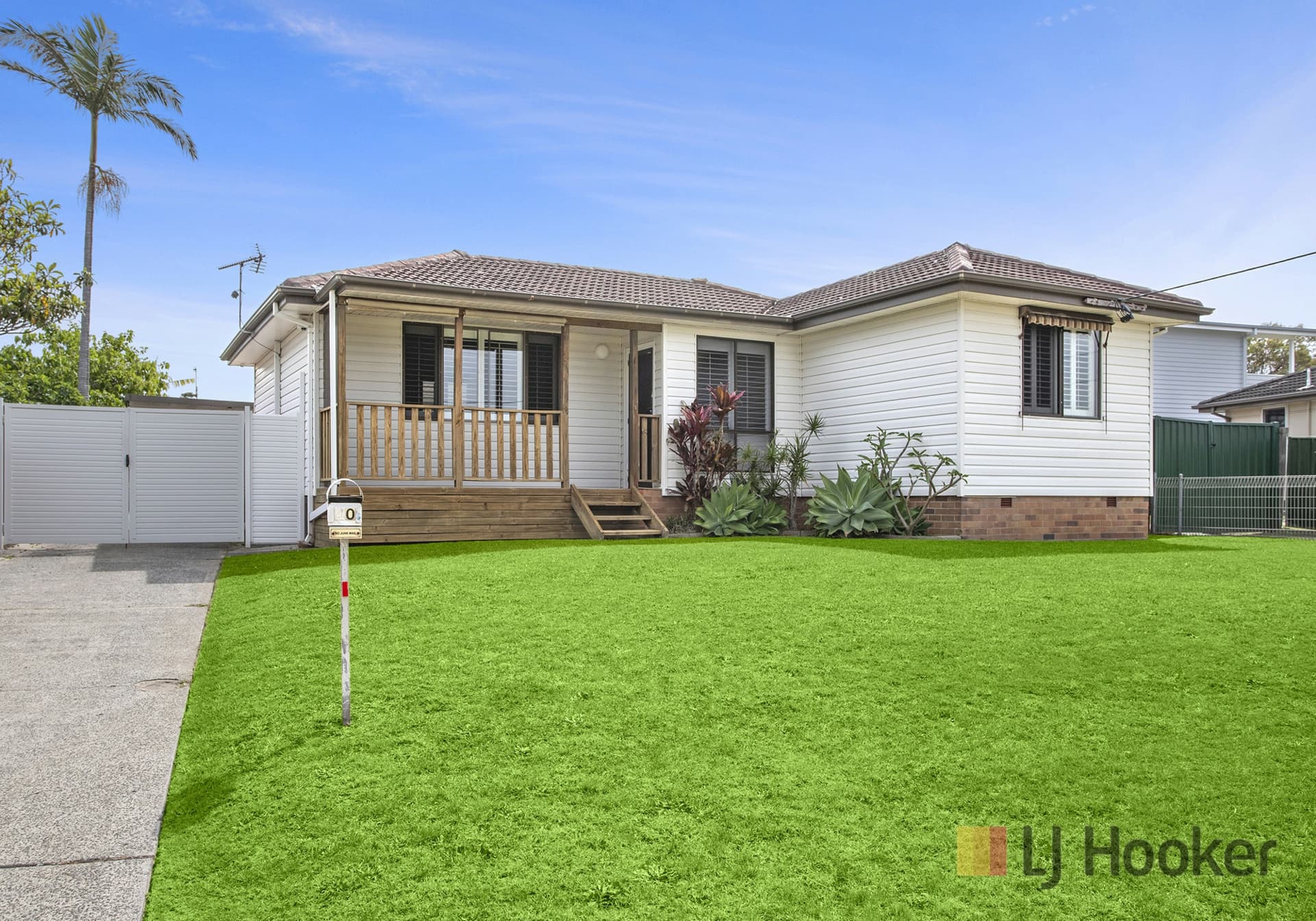 40 Leawarra Avenue, Barrack Heights, Barrack Heights - Image 1