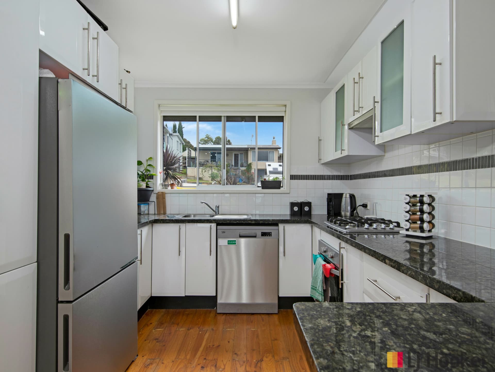 15 Grantham Road, Batehaven, Batehaven - Thumbnail 6