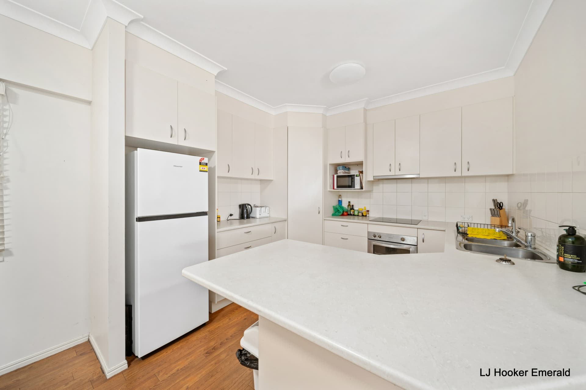 15 Newell Court, Capella, Capella - Thumbnail 5