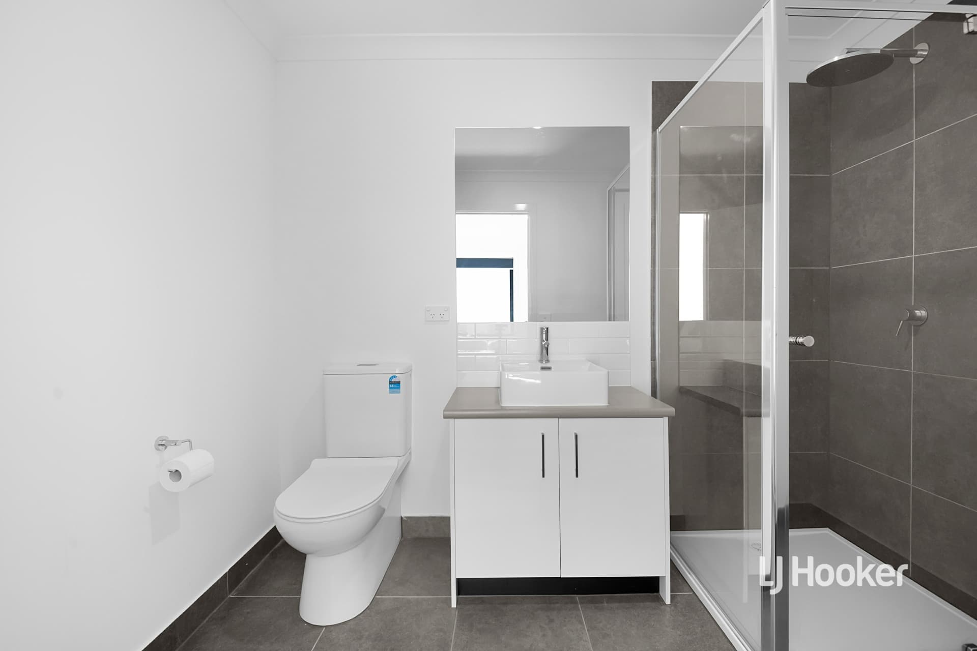 1017 Edgars Road, Wollert, Wollert - Thumbnail 5