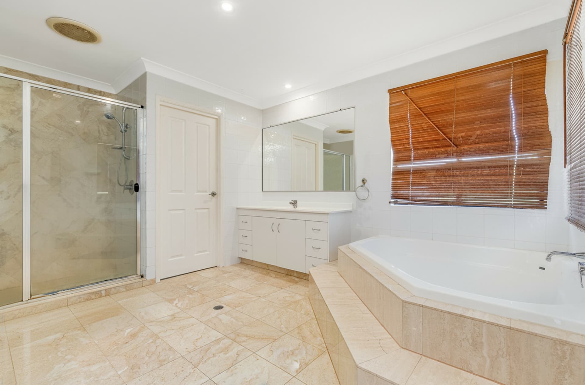 15 Verdelho Street, Thornlands, Thornlands - Thumbnail 7