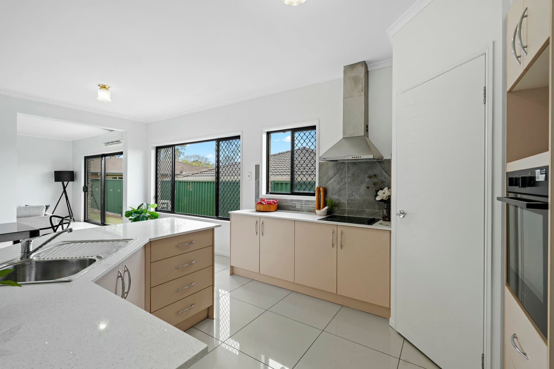 32 Mcgarry Street, Eight Mile Plains, Eight Mile Plains - Thumbnail 7
