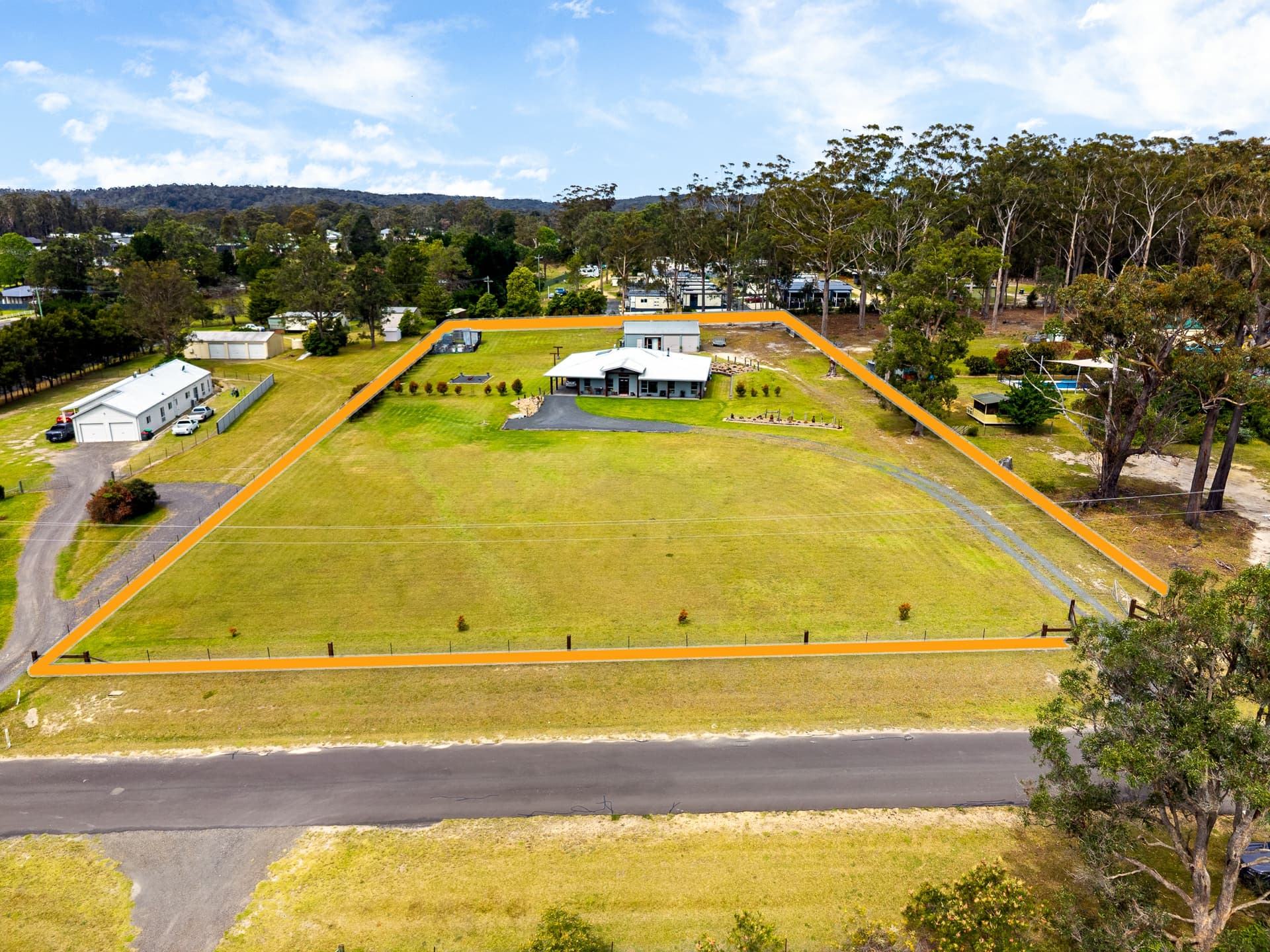 19 Armstrong Drive, Kalaru, Kalaru - Thumbnail 2