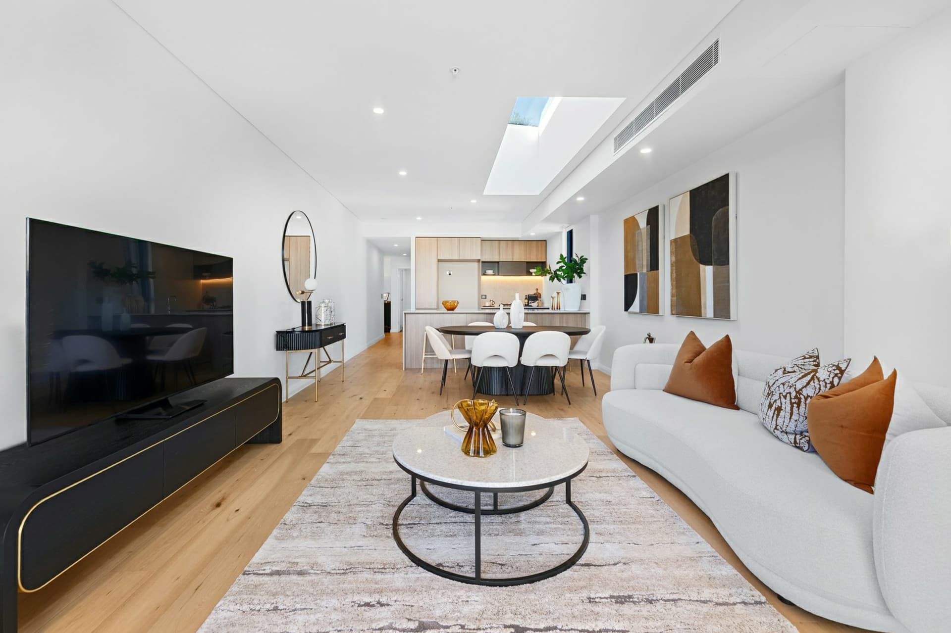 Apartment 707/5 Regent Street, Petersham, Petersham - Thumbnail 5