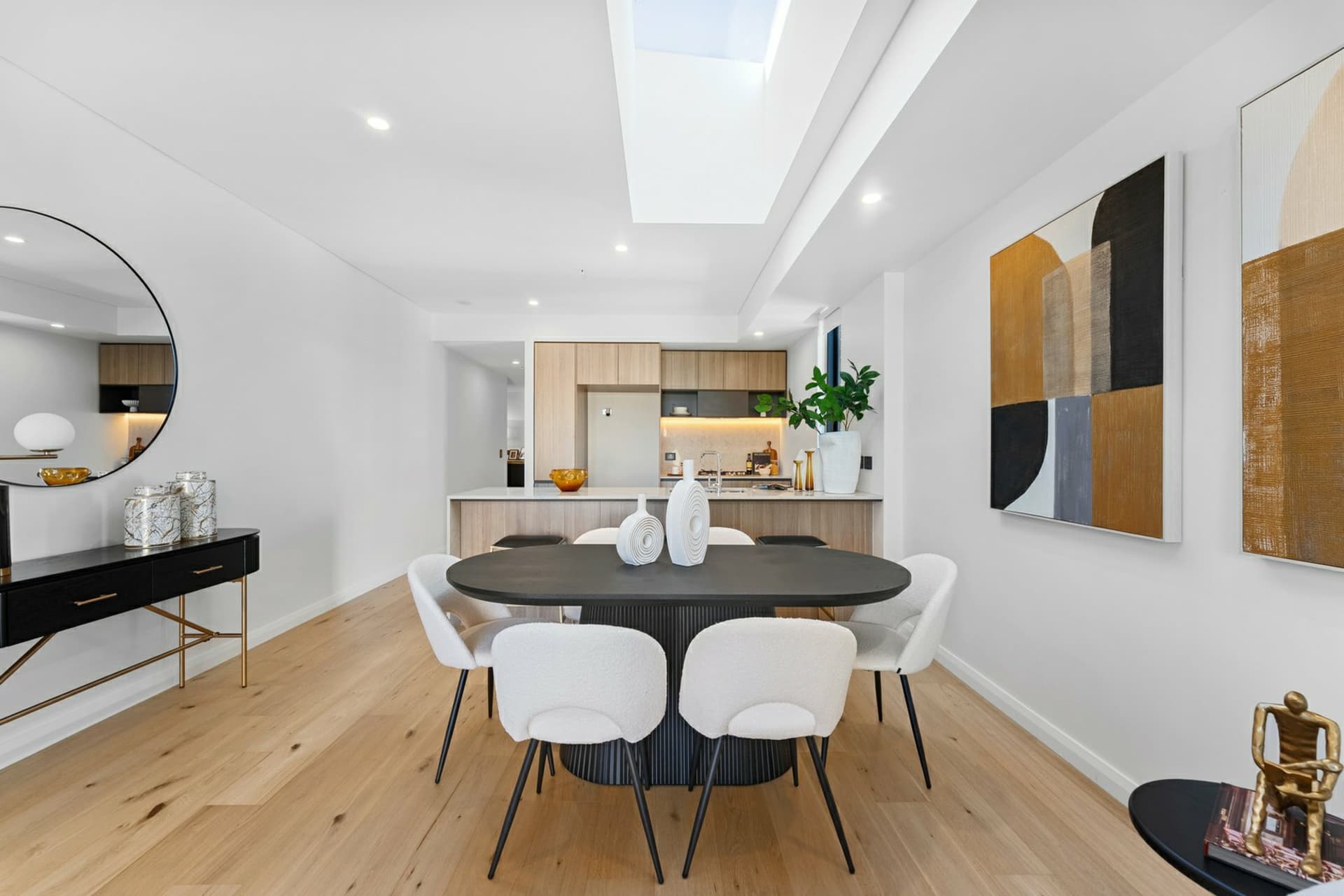Apartment 707/5 Regent Street, Petersham, Petersham - Thumbnail 6
