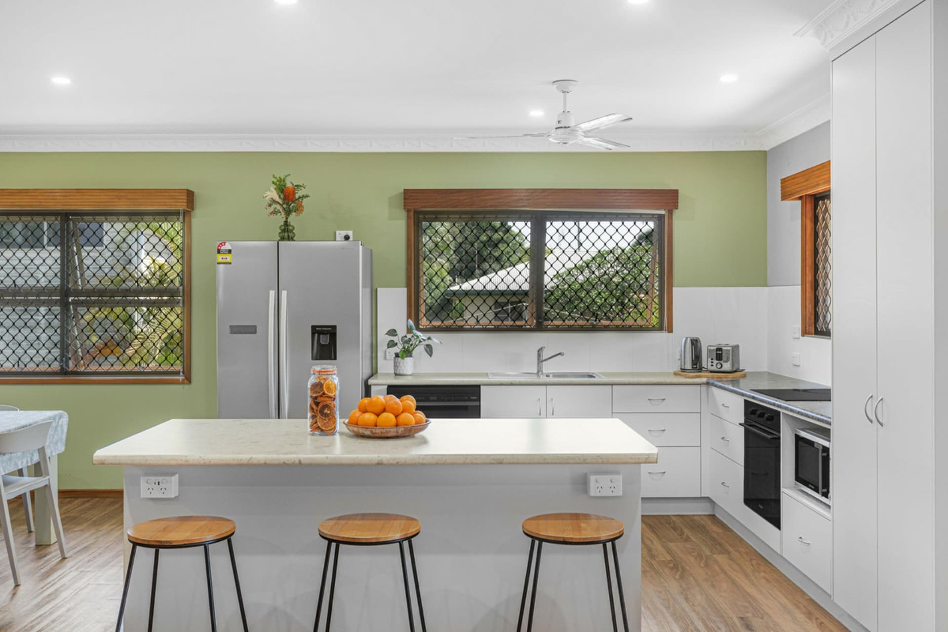 10 Mcconnell Street, Atherton, Atherton - Thumbnail 4