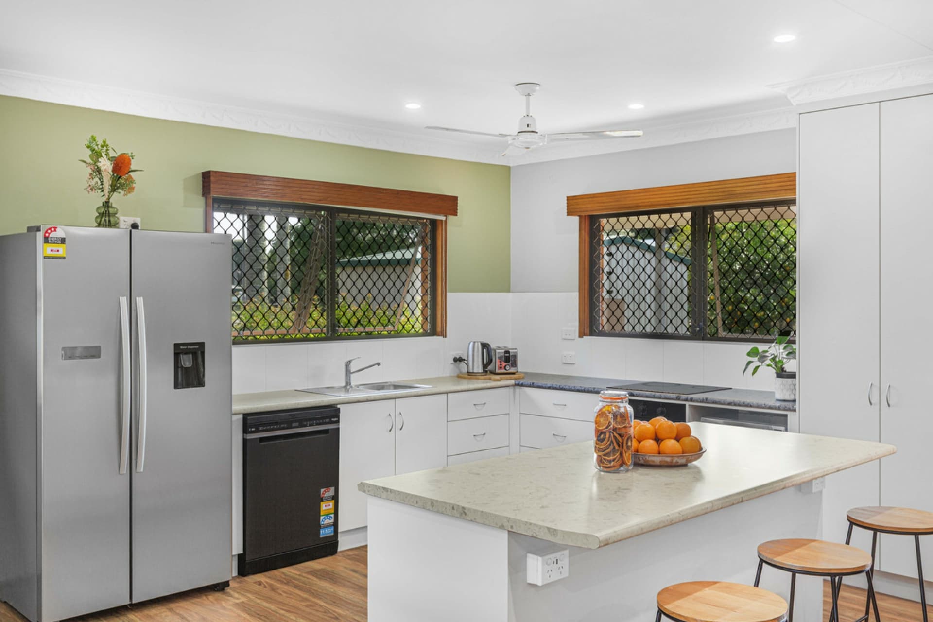 10 Mcconnell Street, Atherton, Atherton - Thumbnail 6