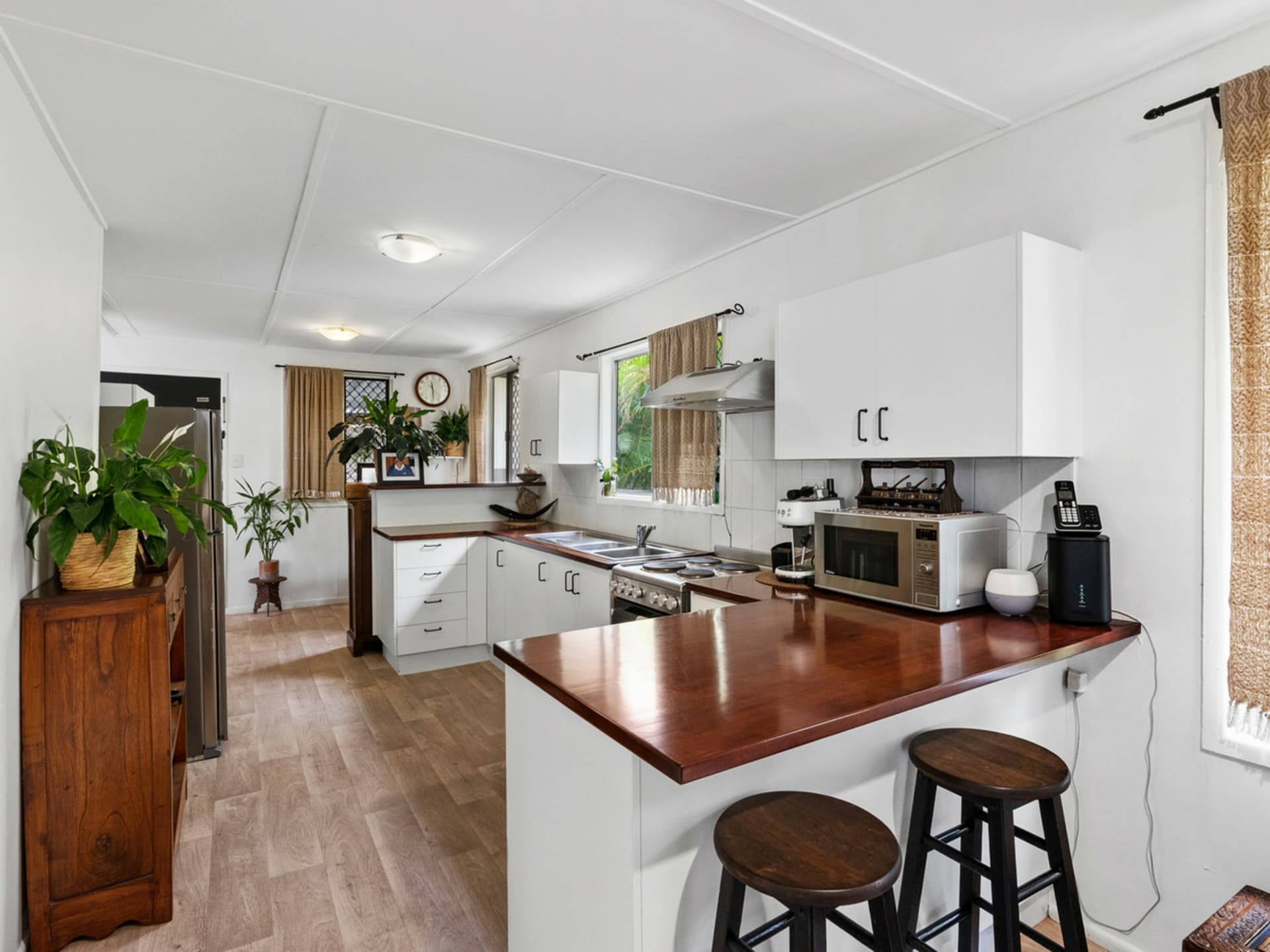 12 Michael Street, Redland Bay, Redland Bay - Thumbnail 2