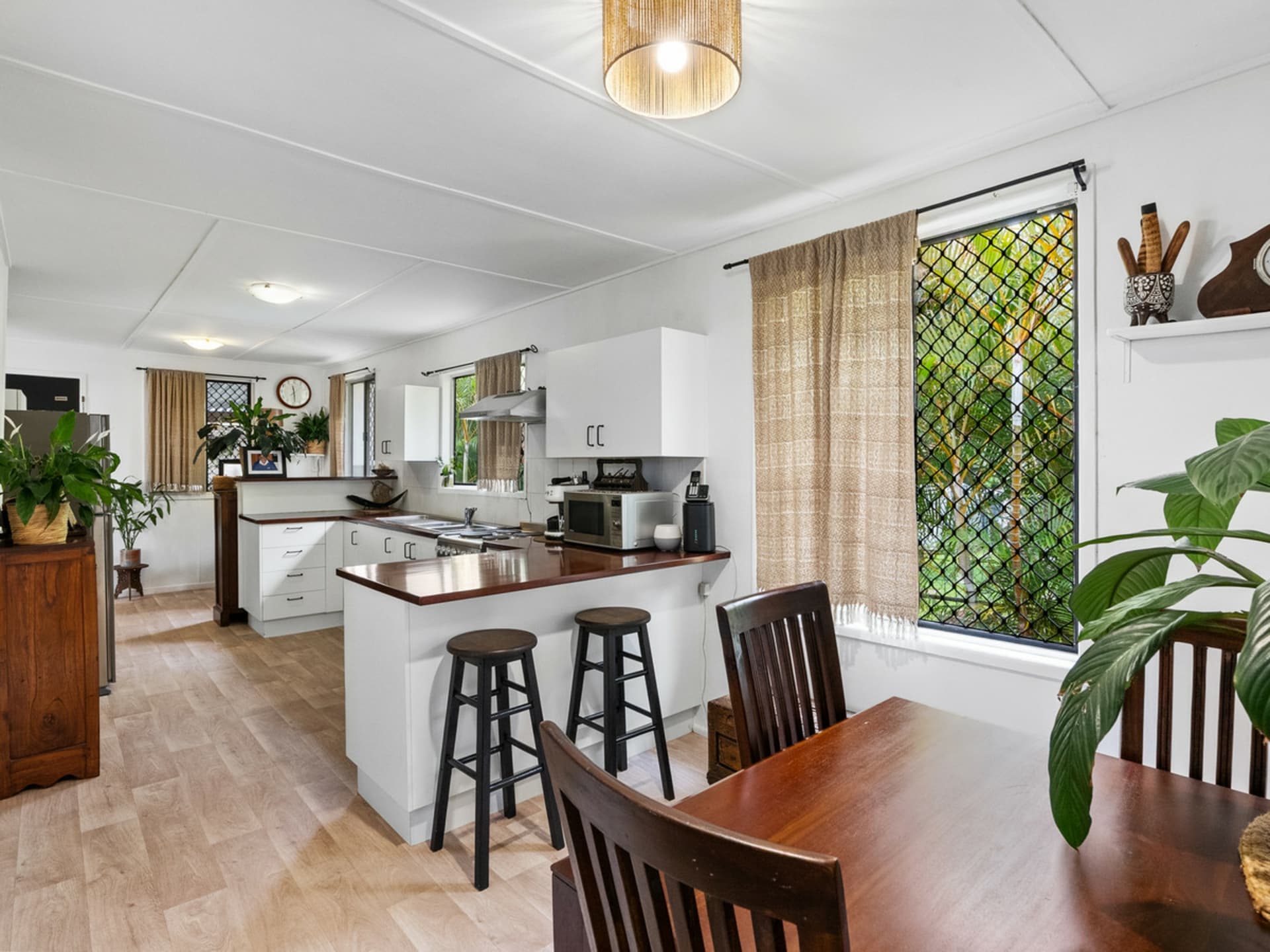 12 Michael Street, Redland Bay, Redland Bay - Thumbnail 3