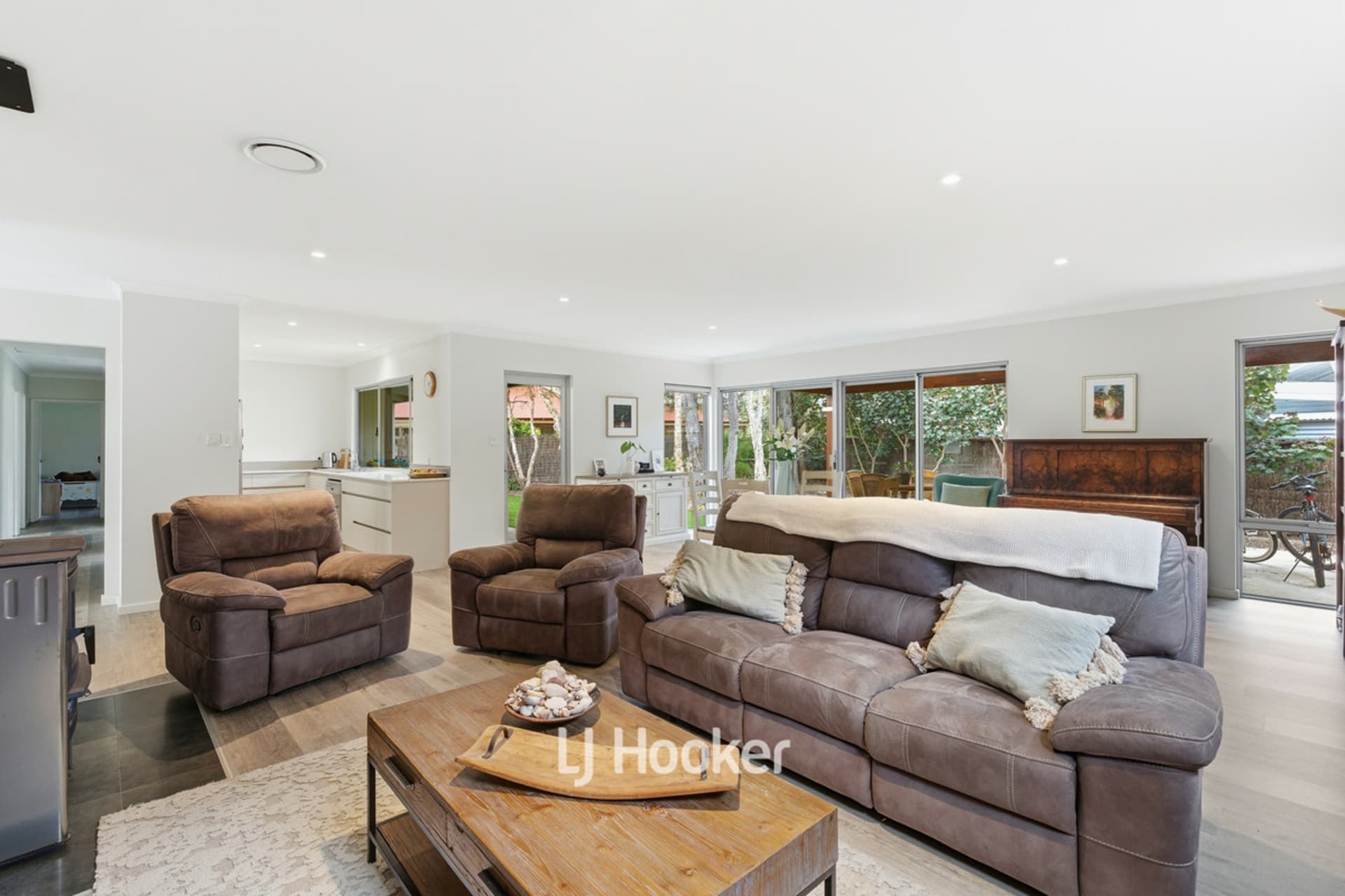 37 Hakea Way, Dunsborough, Dunsborough - Thumbnail 5