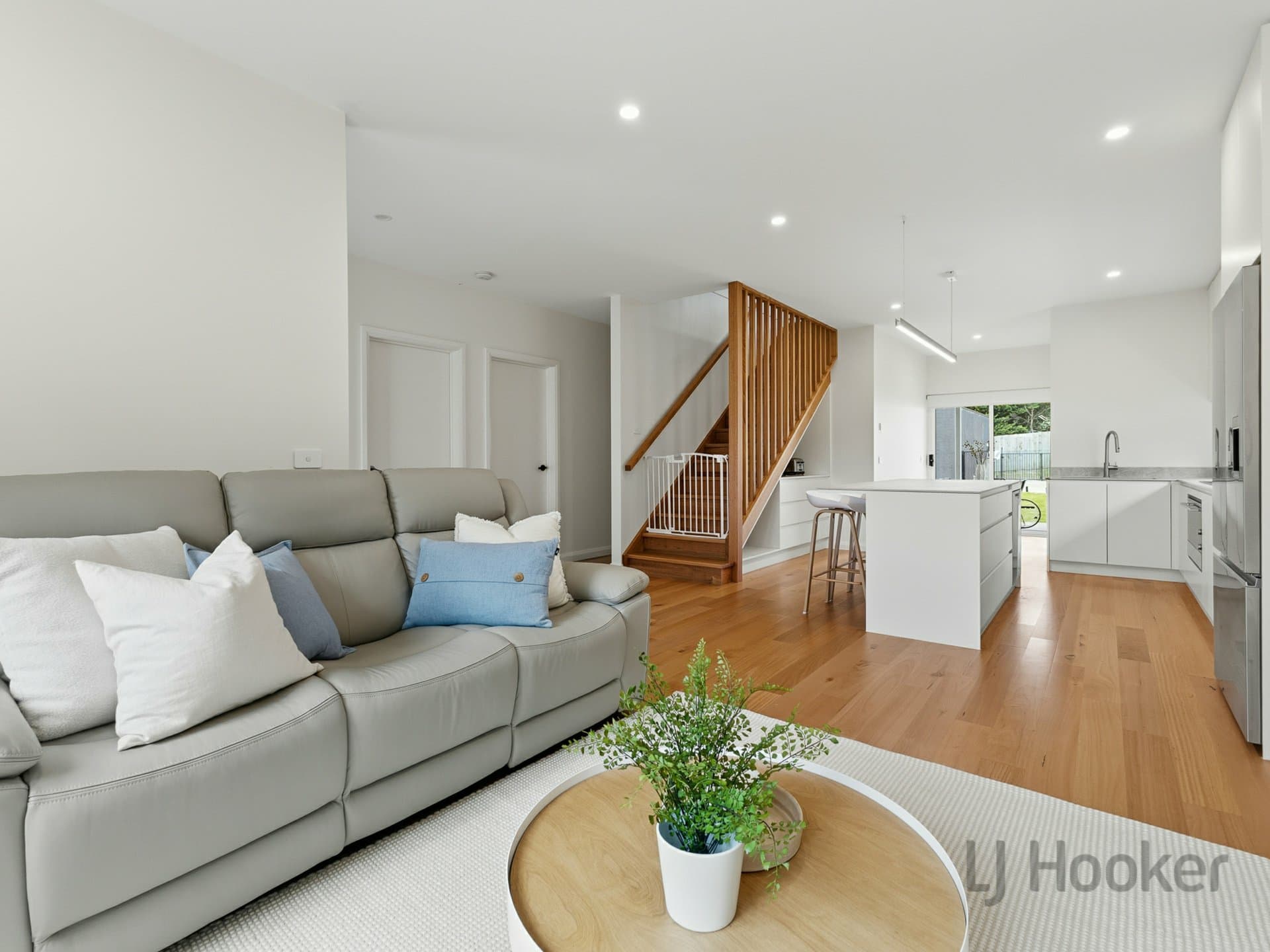 19 Butlers Road, Ferntree Gully, Ferntree Gully - Thumbnail 3