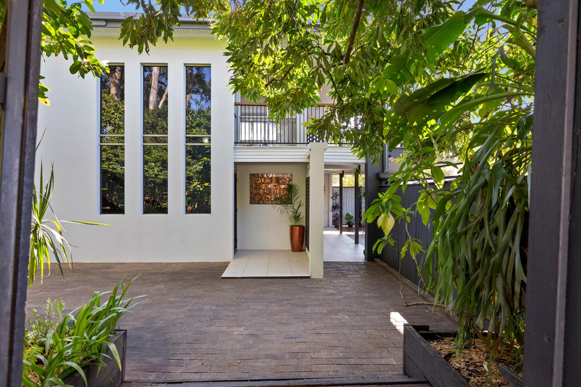 1 Bovingdon Street, Birkdale, Birkdale - Image 1