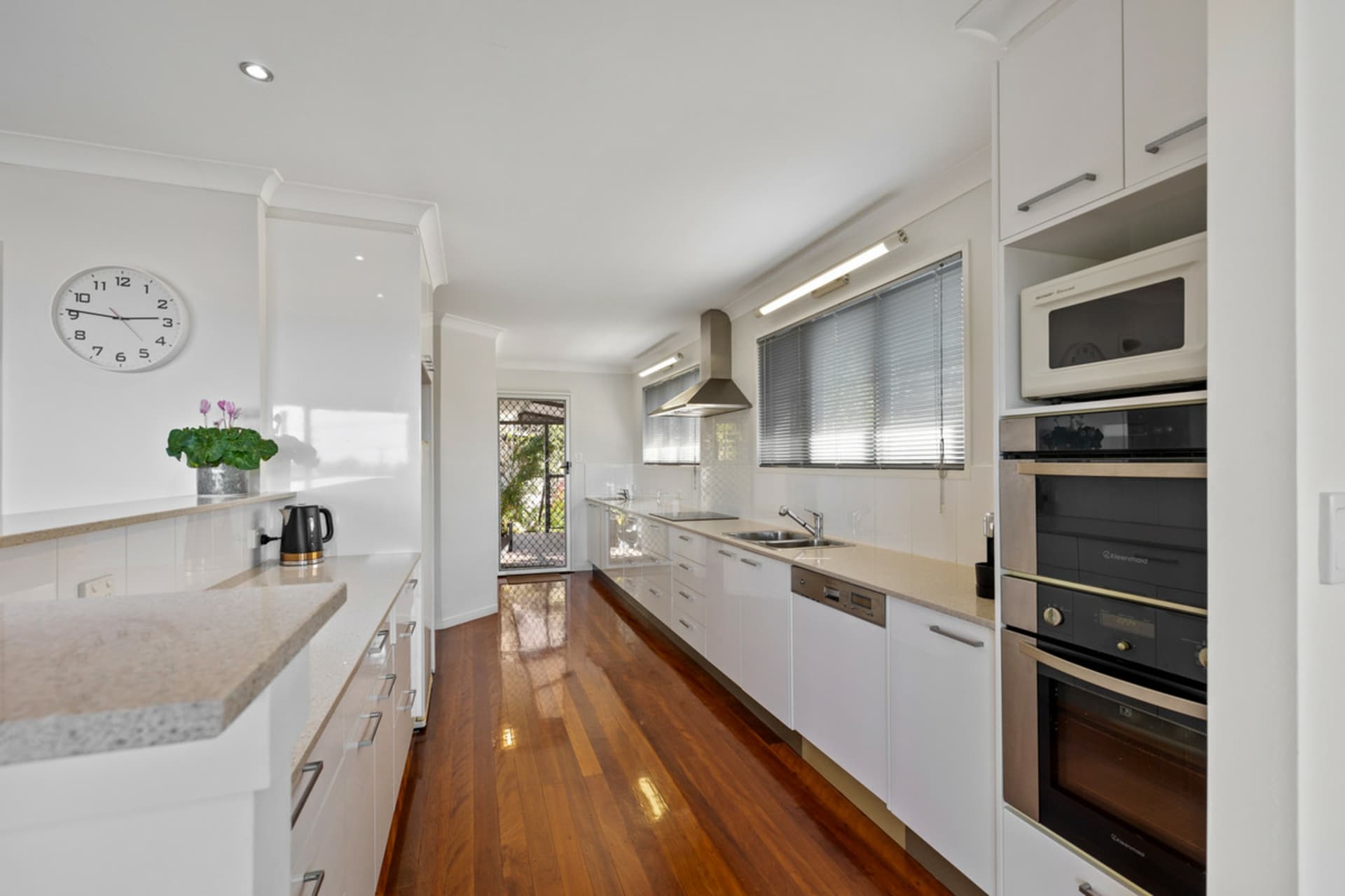 1 Bovingdon Street, Birkdale, Birkdale - Thumbnail 3
